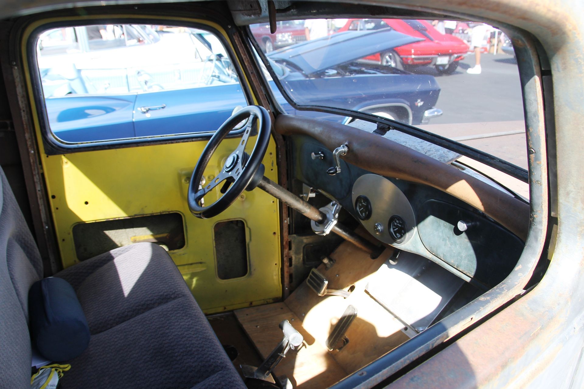 Full View