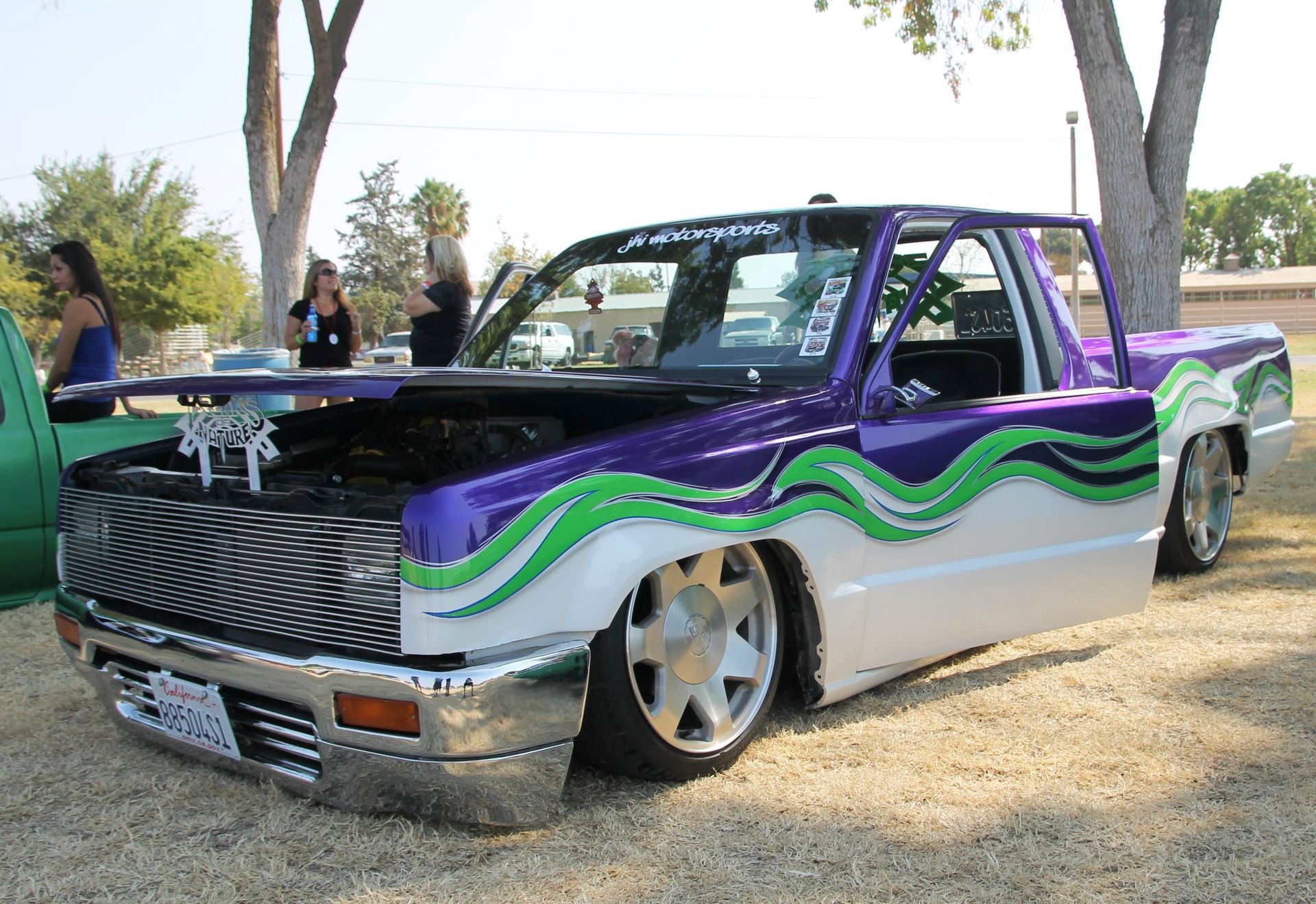 Full View