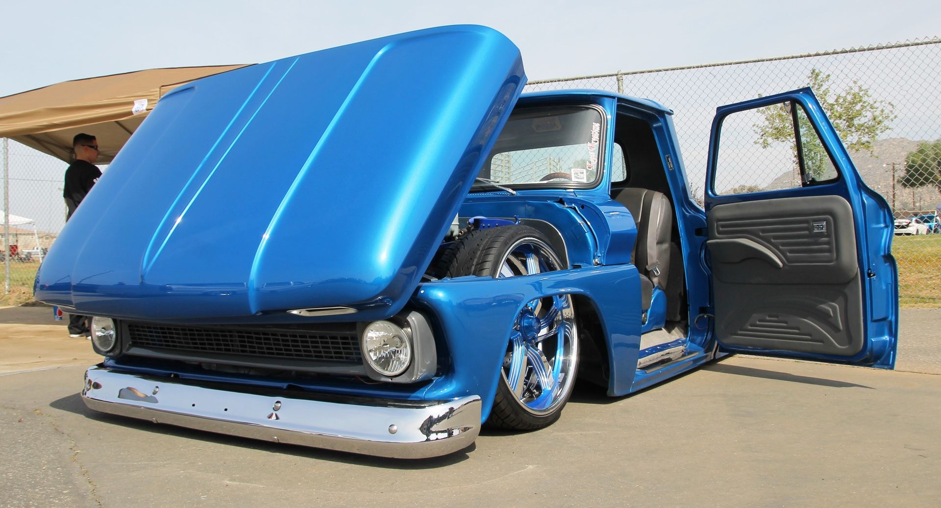 Full View