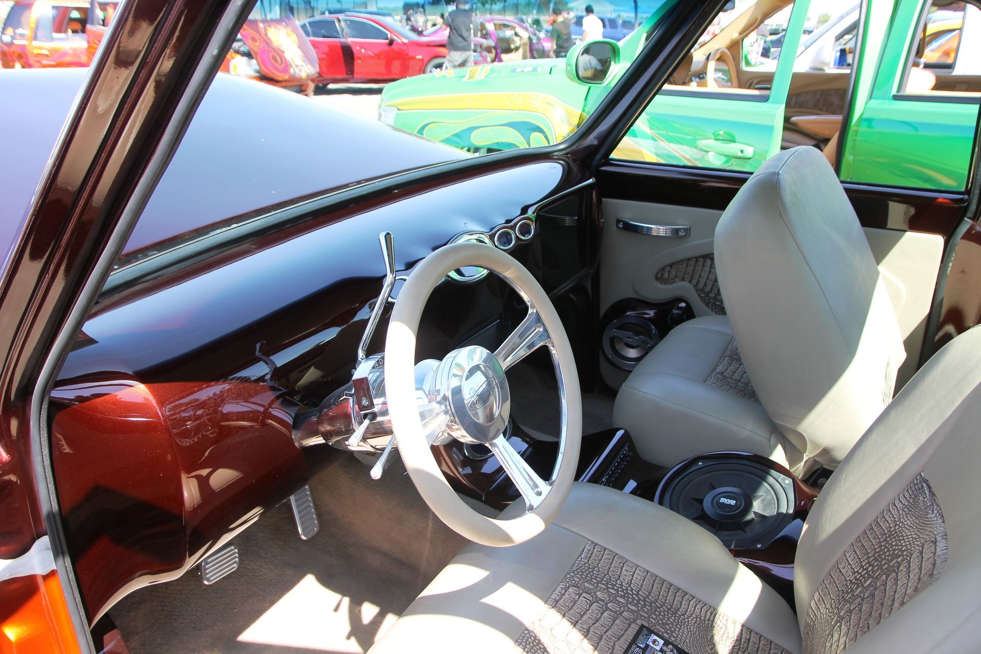 Full View