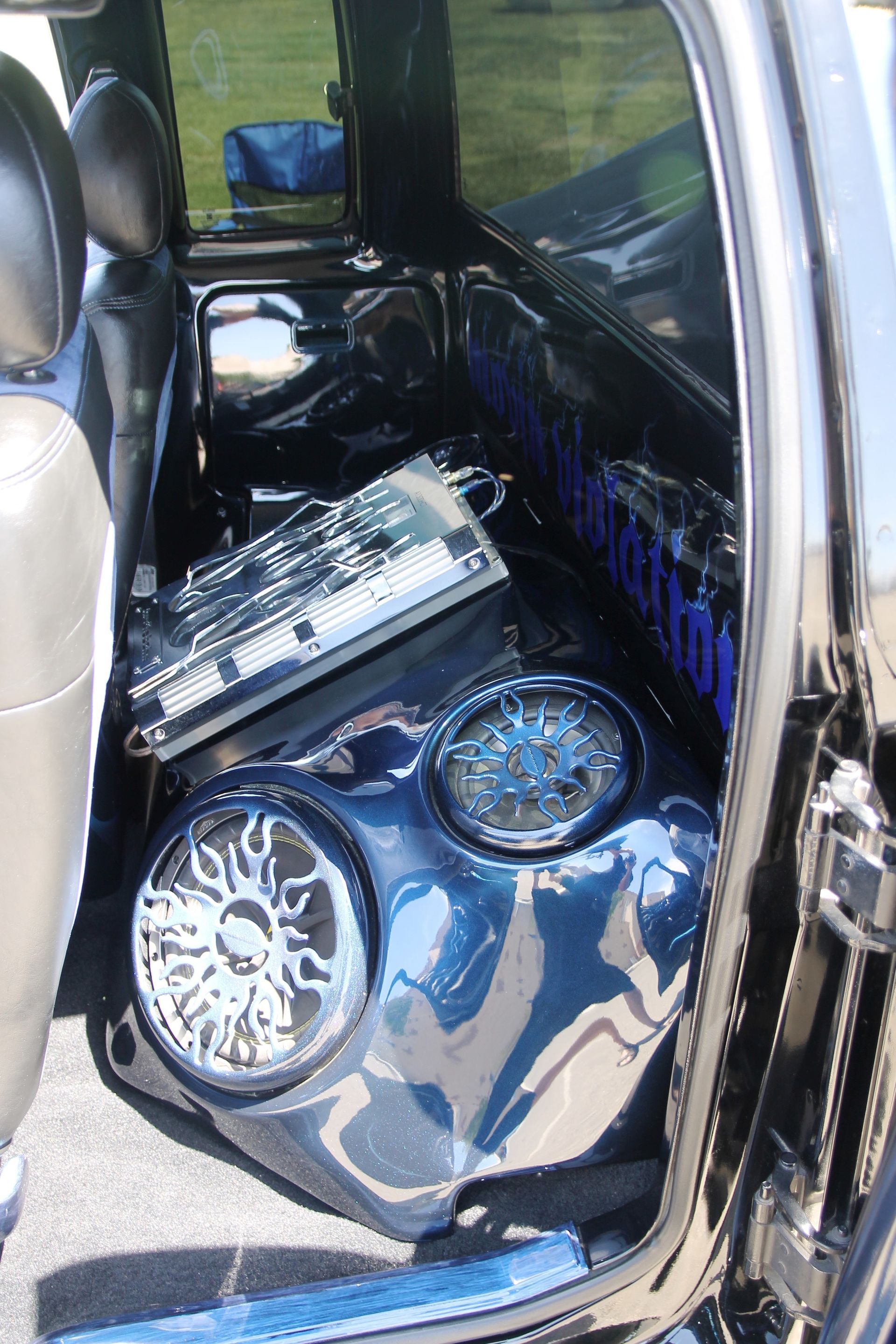 Full View