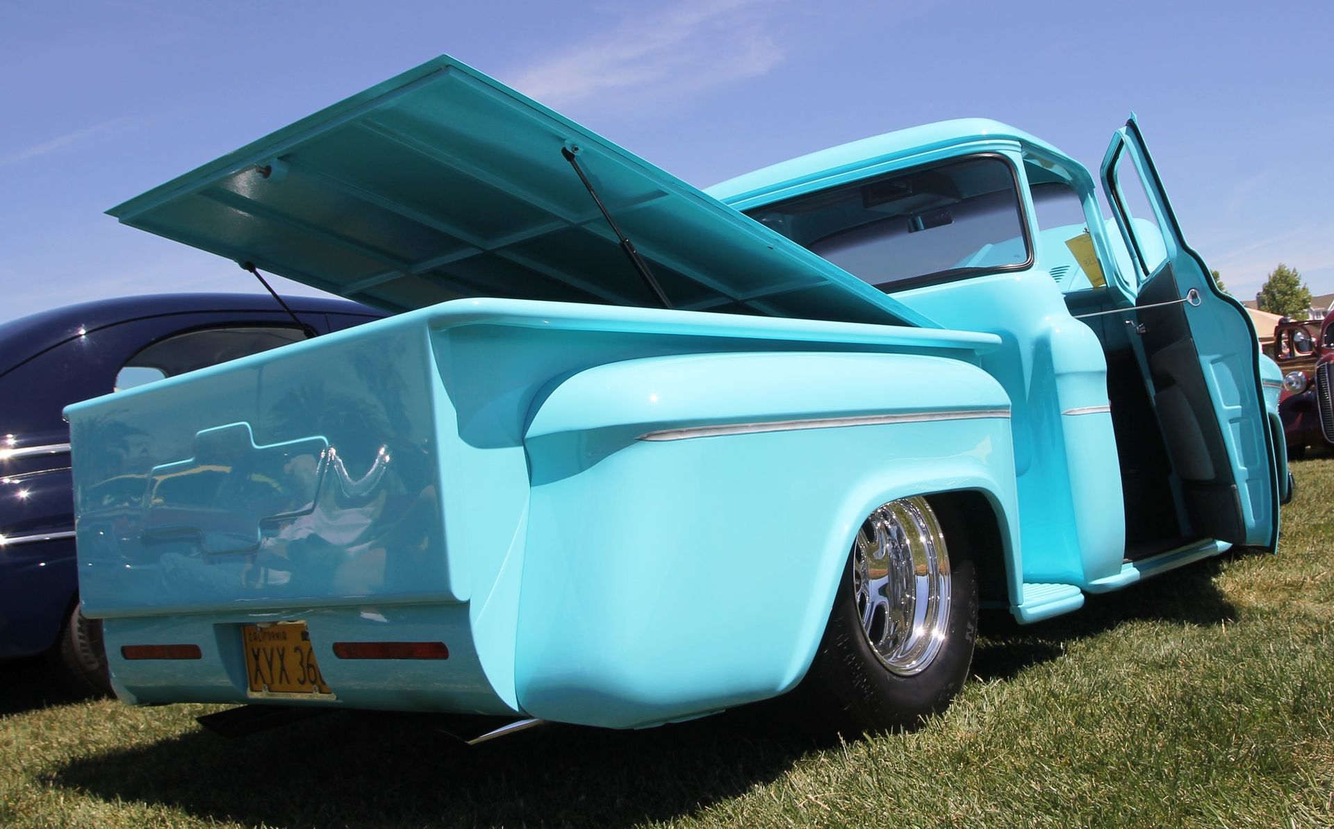 Full View