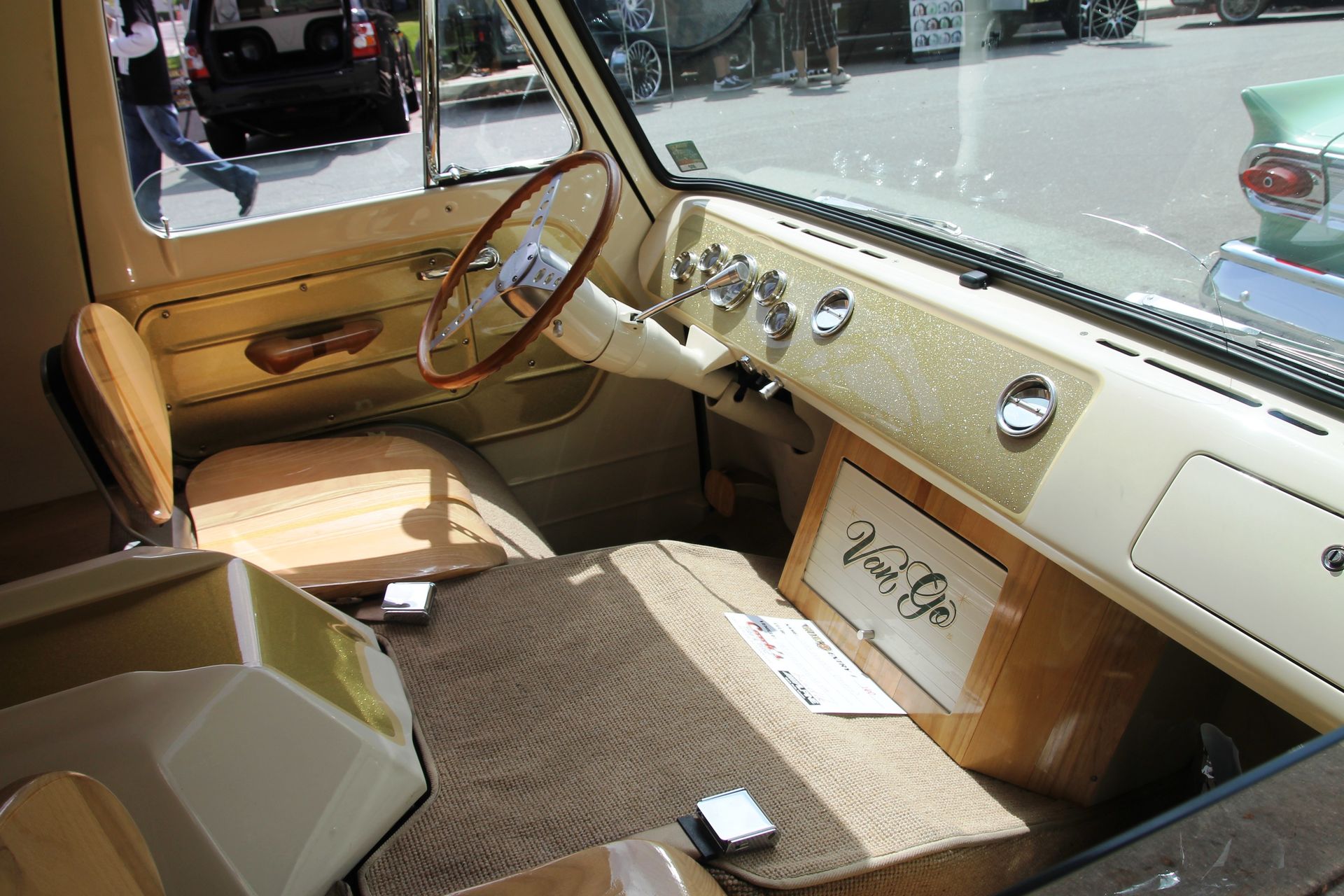 Full View
