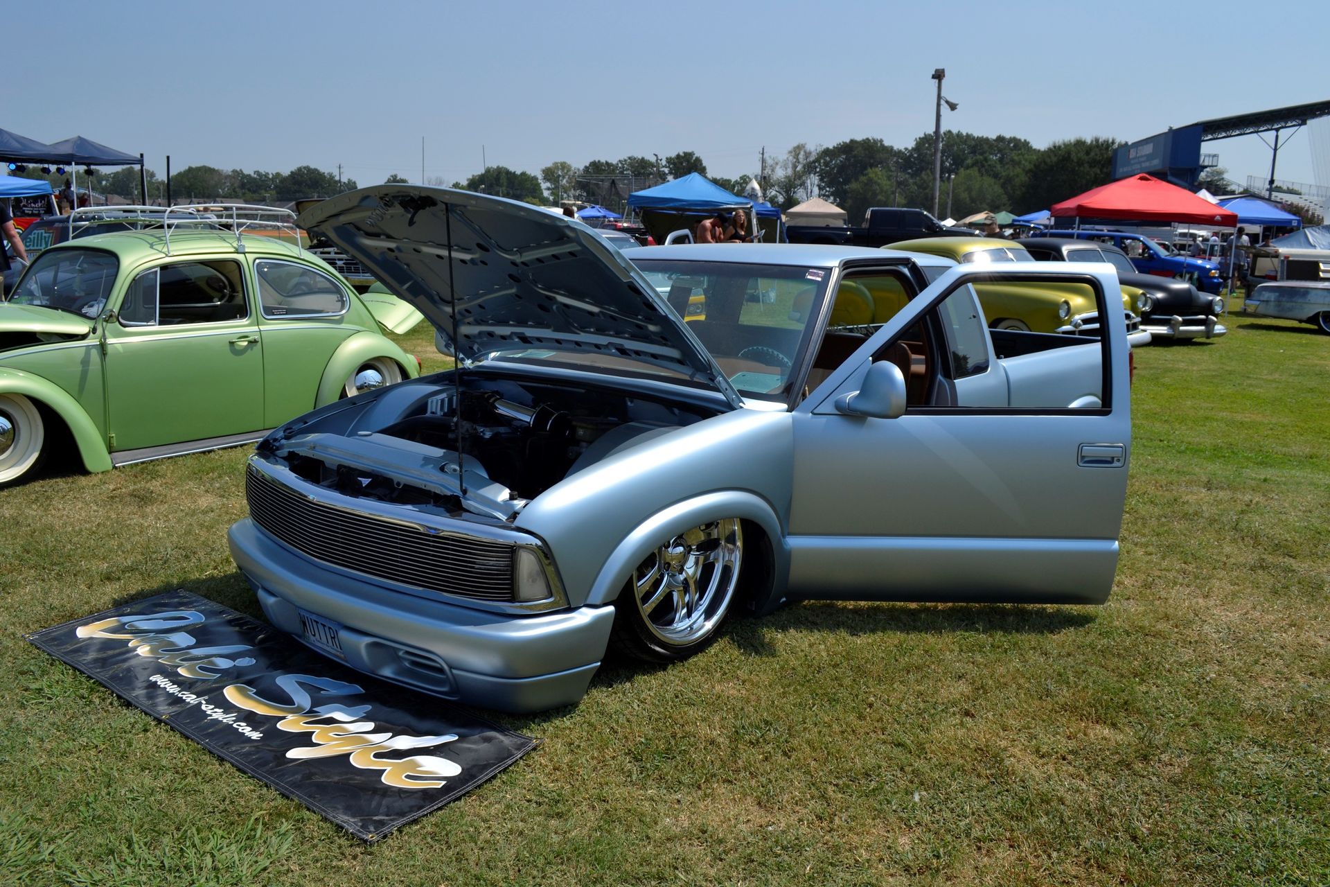 Full View