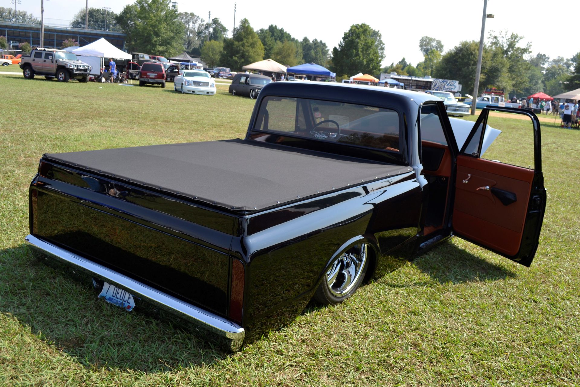 Full View