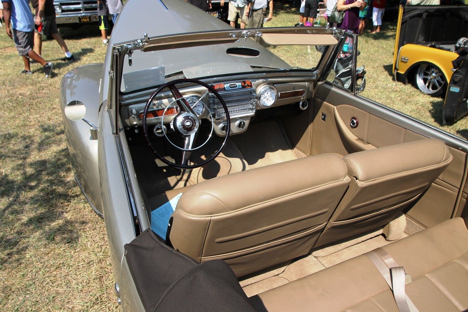 Full View
