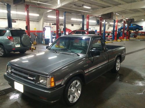 Blue22s 1987 Mazda B2000