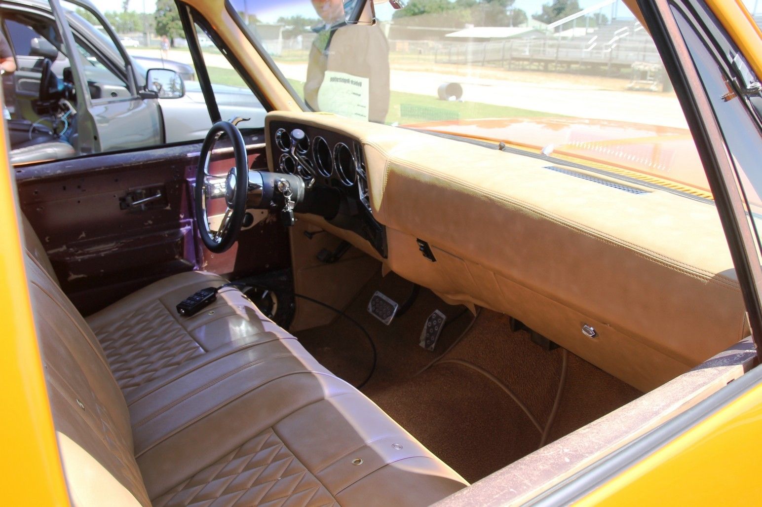 Full View