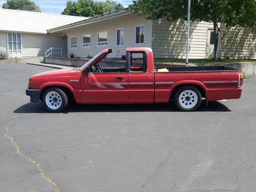 1990 Mazda B Series Truck