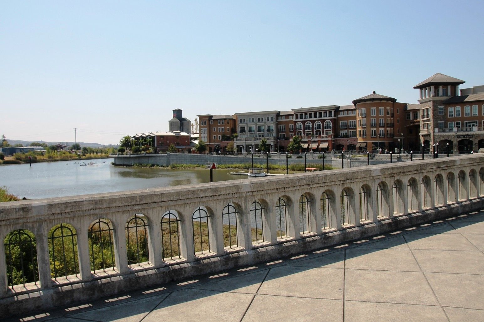 Full View