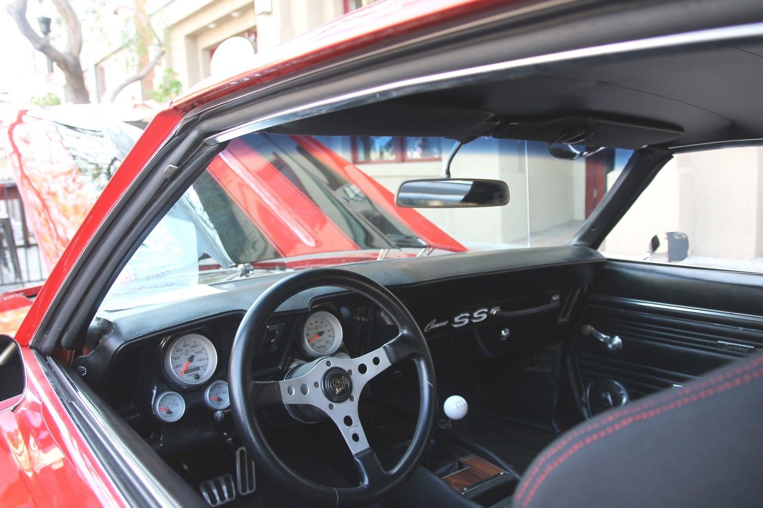 Full View