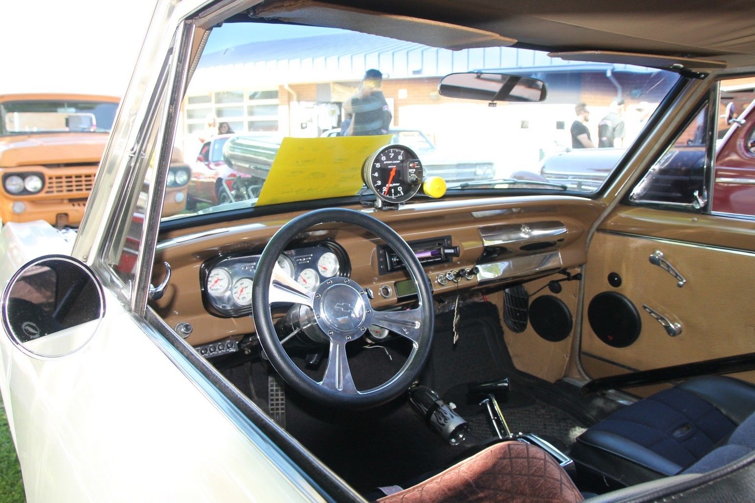 Full View