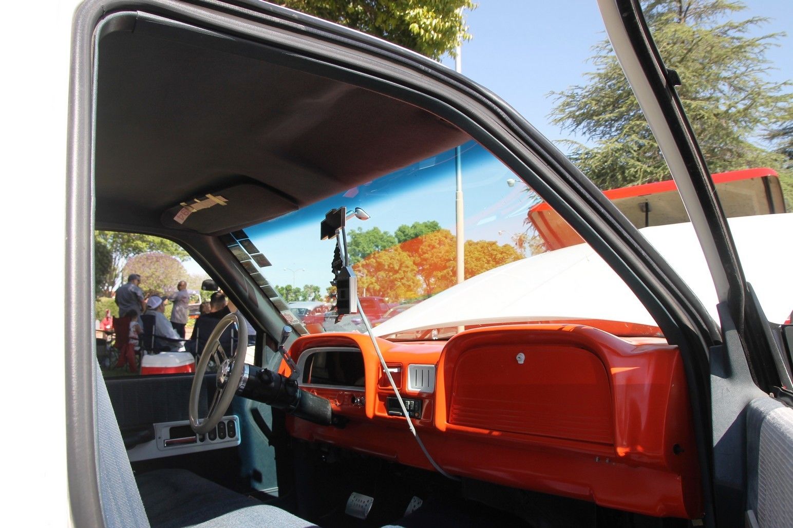 Full View