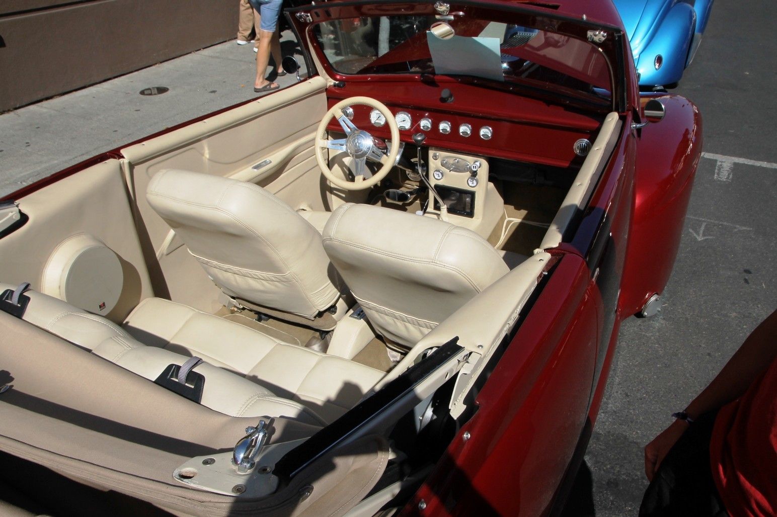 Full View