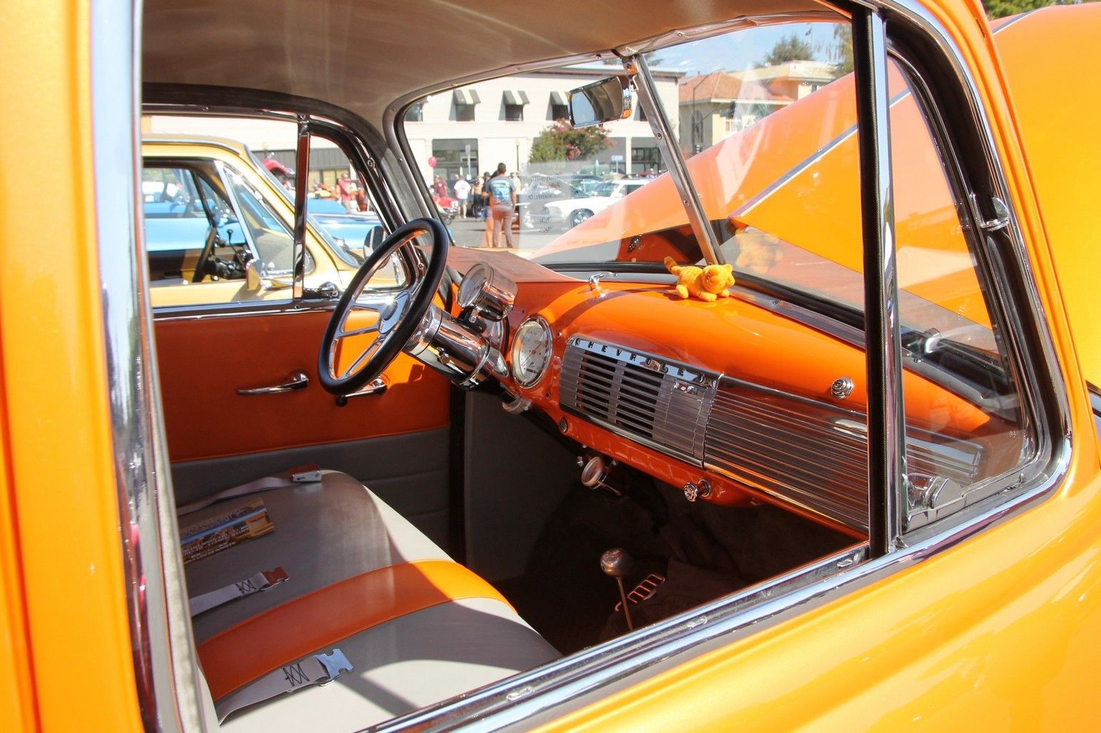 Full View