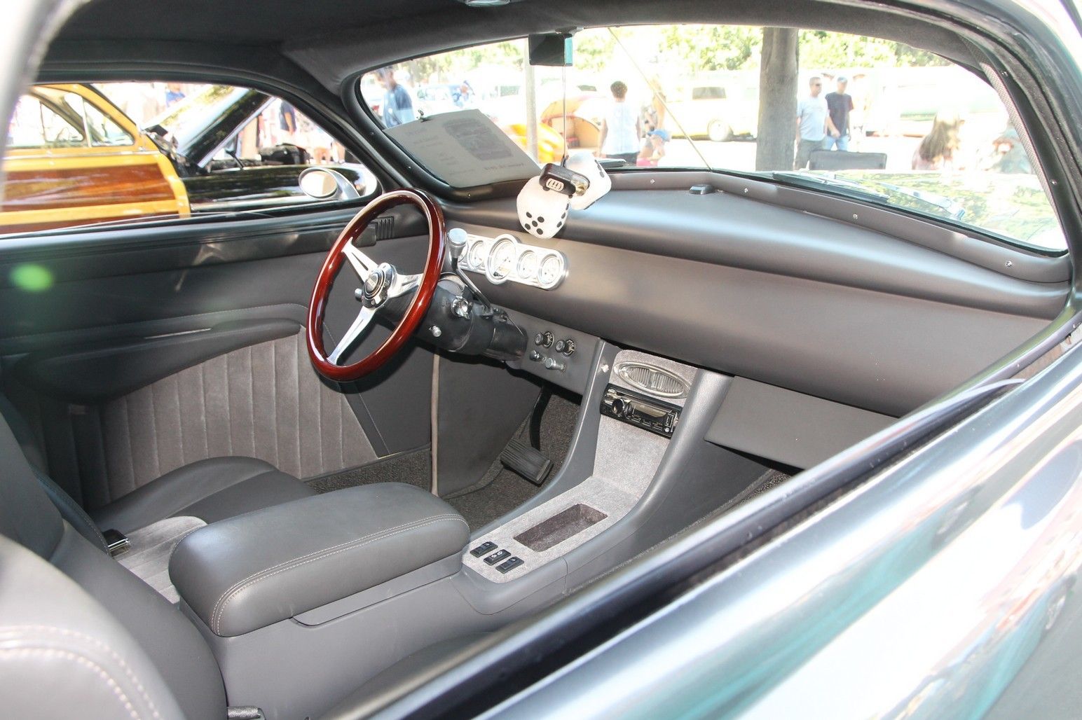 Full View