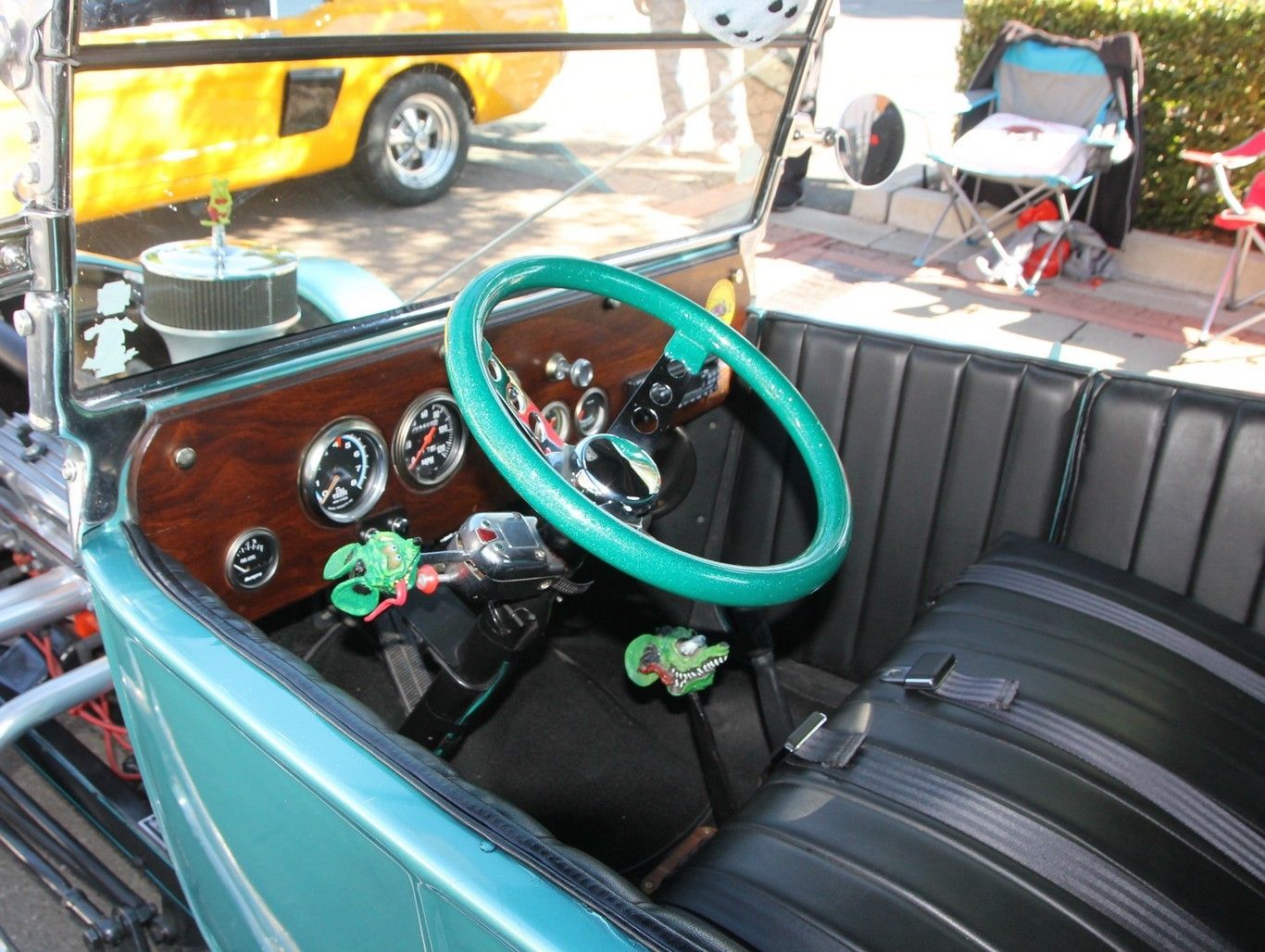 Full View