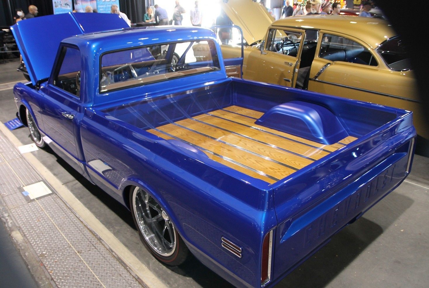 Full View