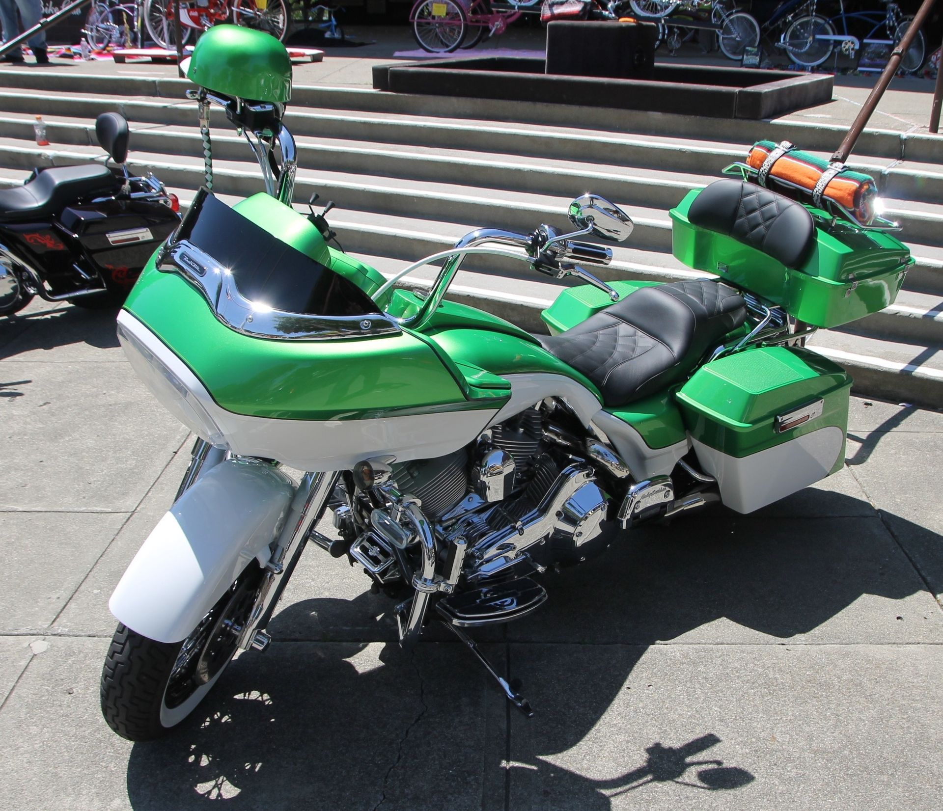 Full View