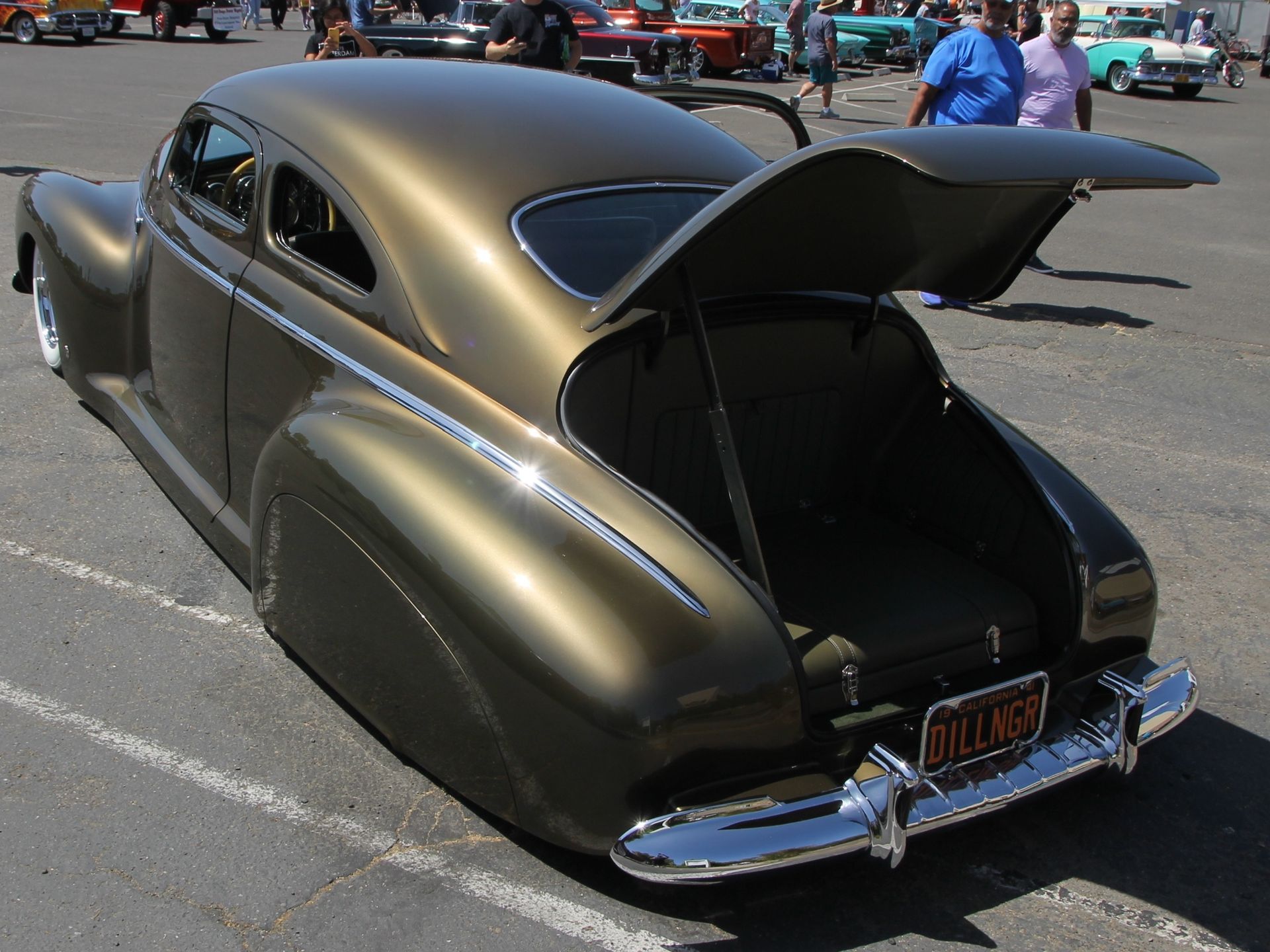 Full View