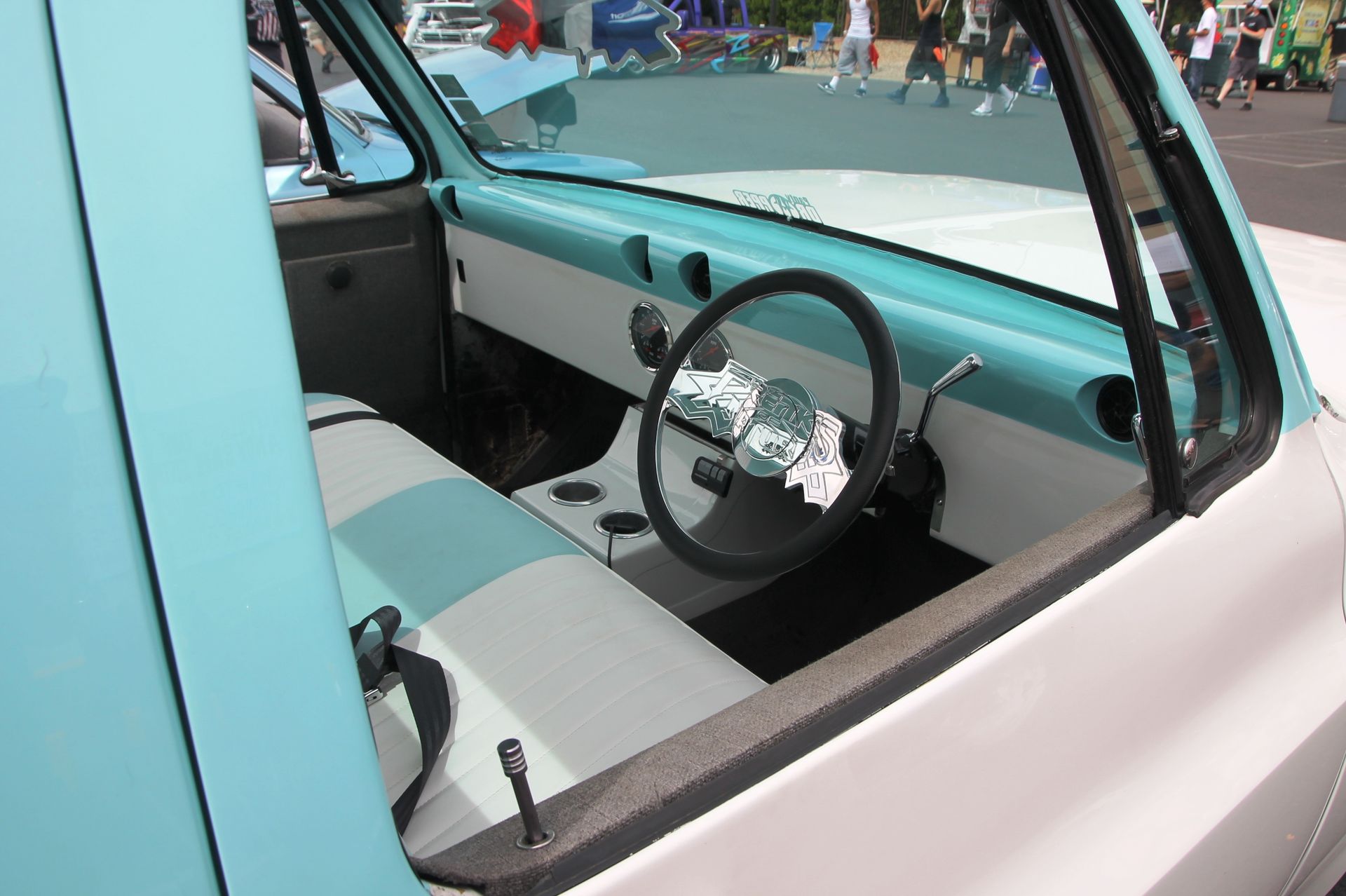 Full View
