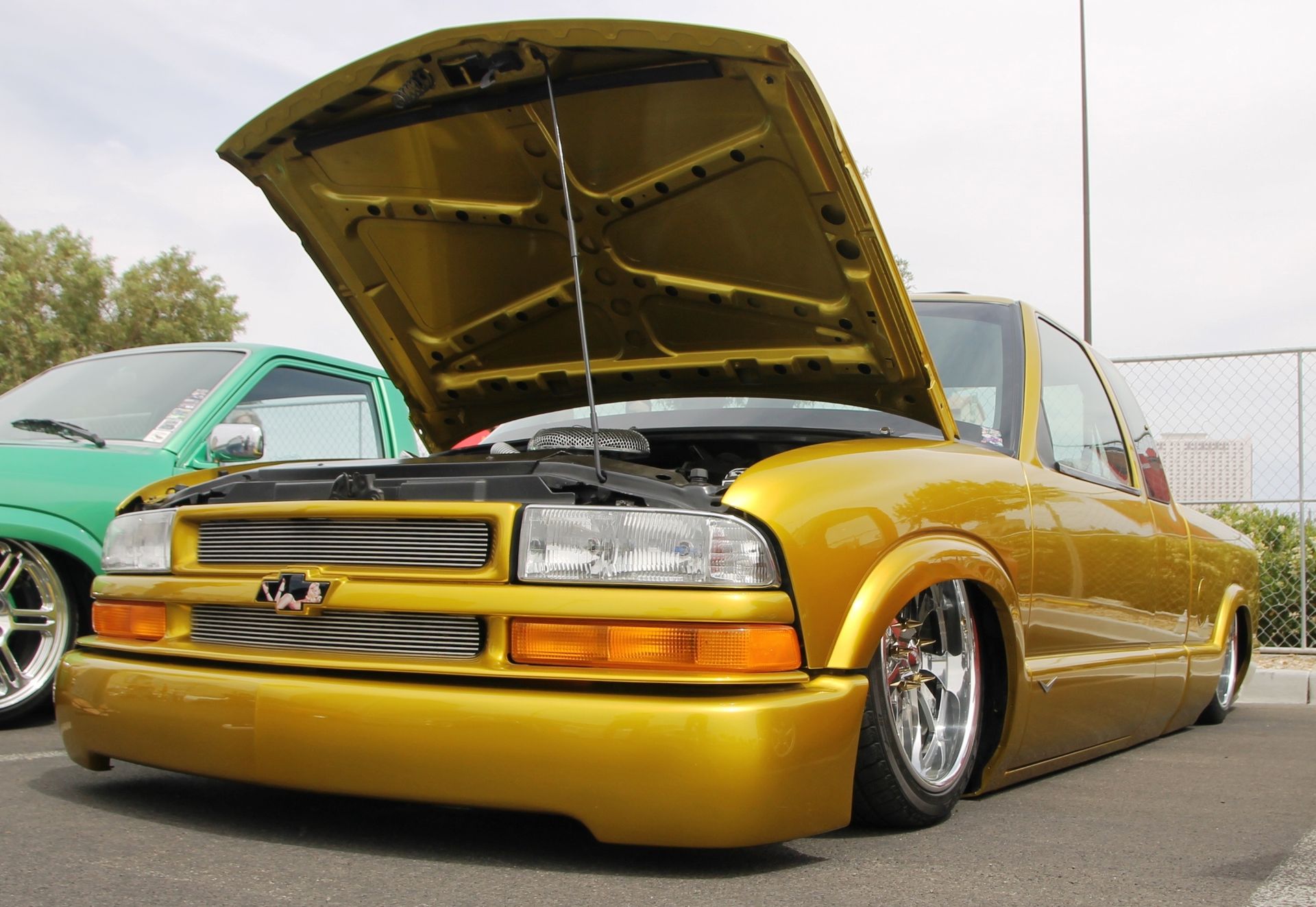 Full View