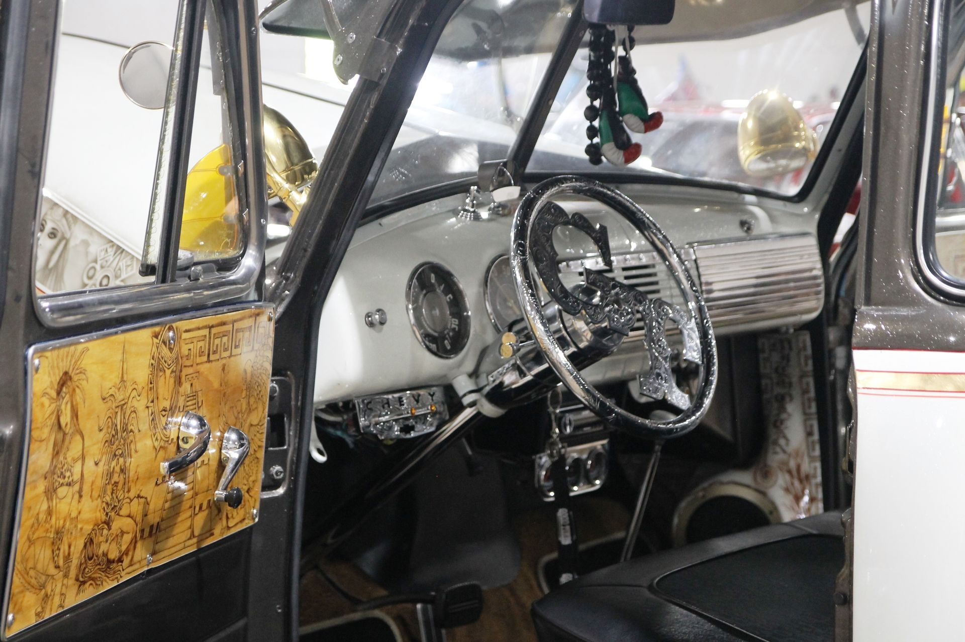Full View