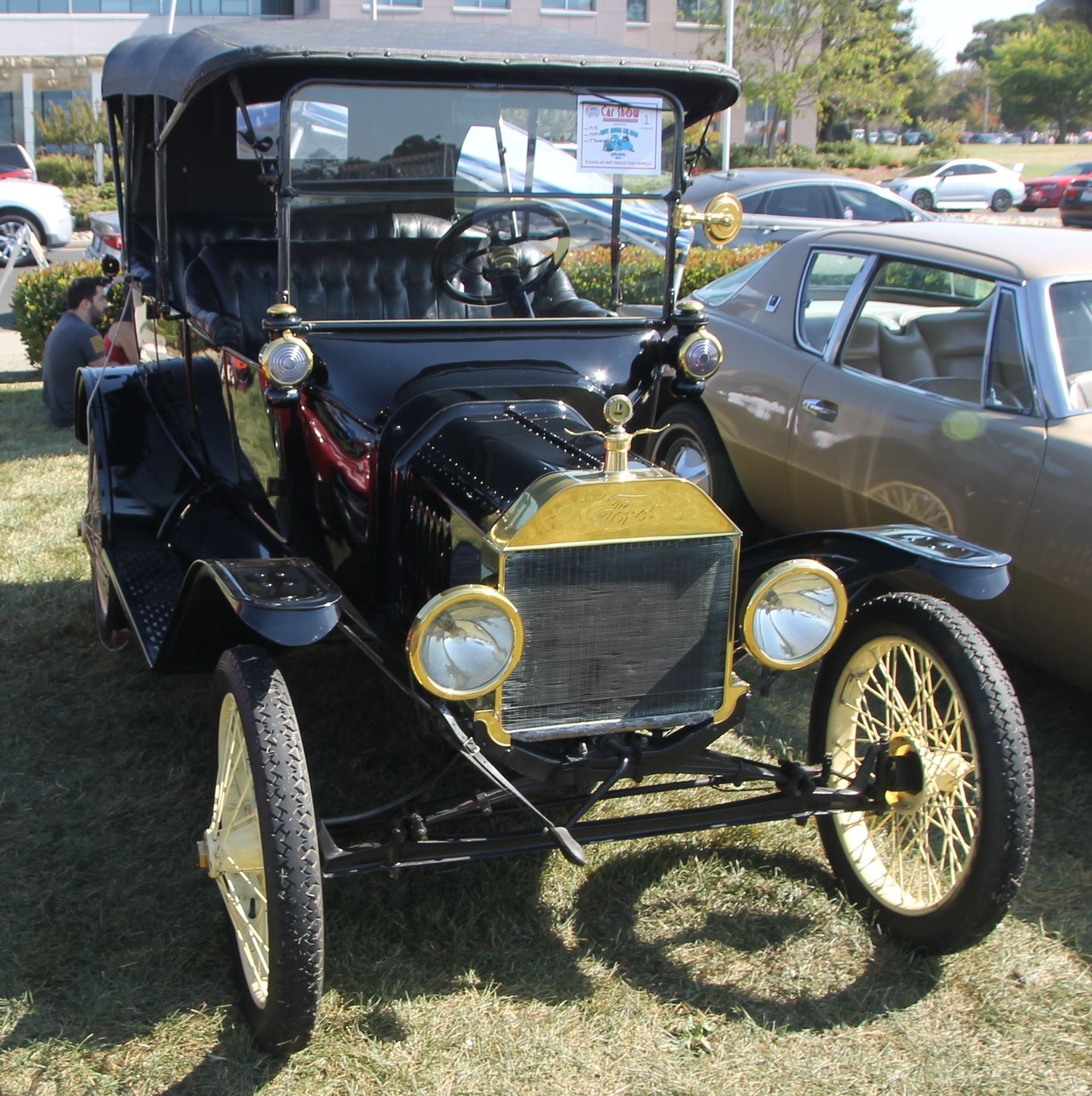 Full View