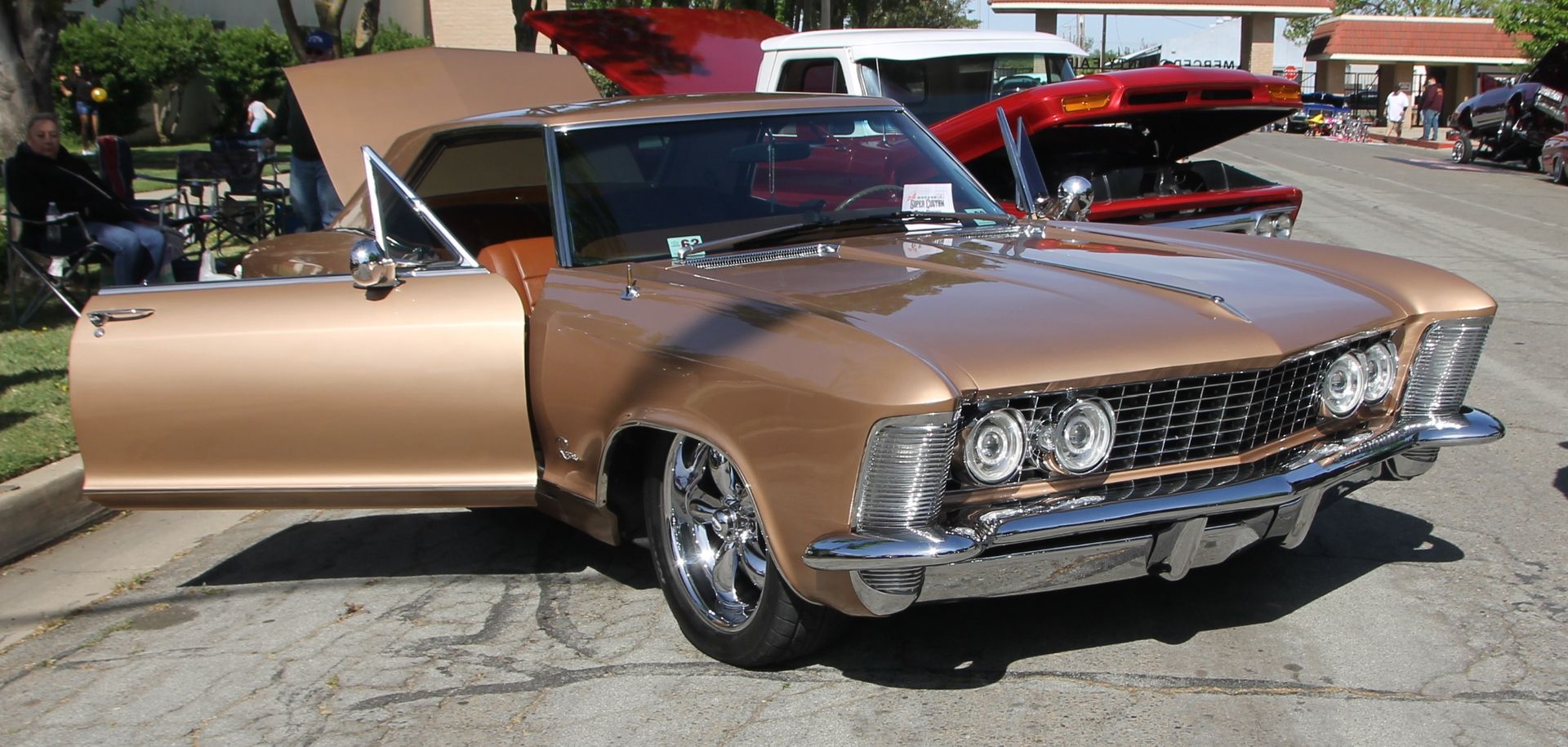 Full View