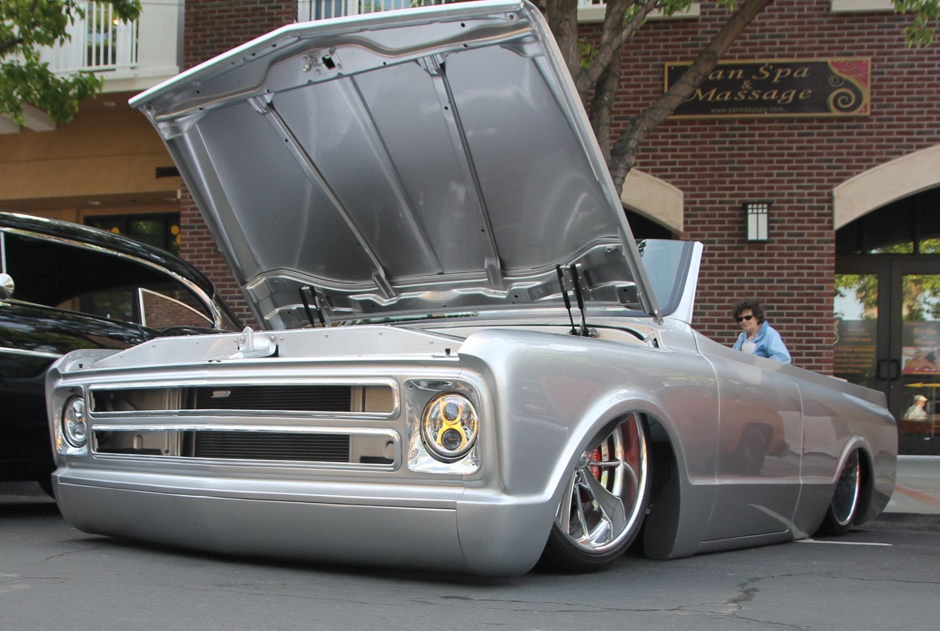 Full View