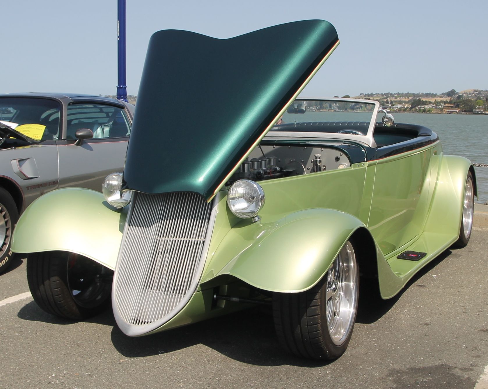 Full View