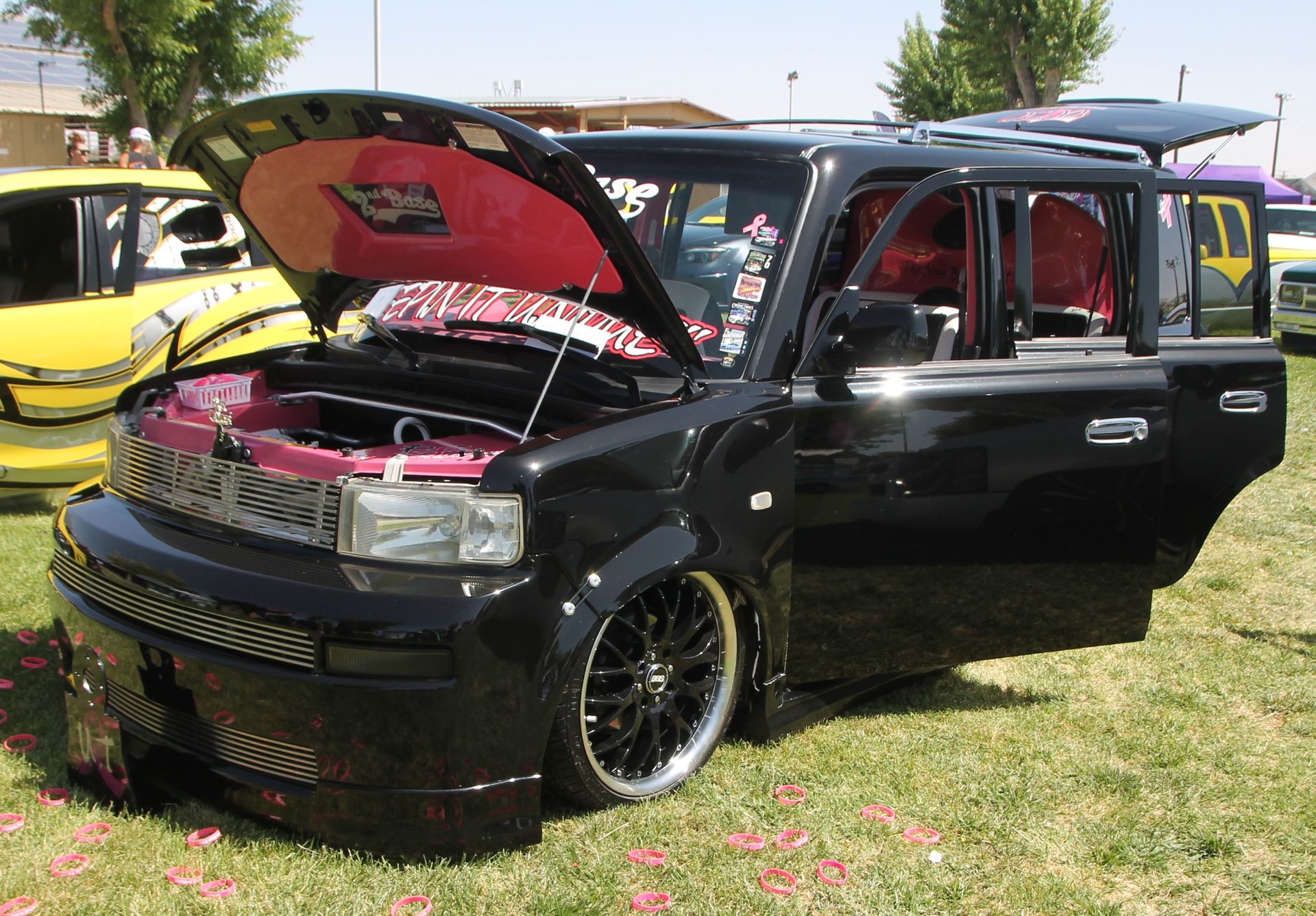 Full View