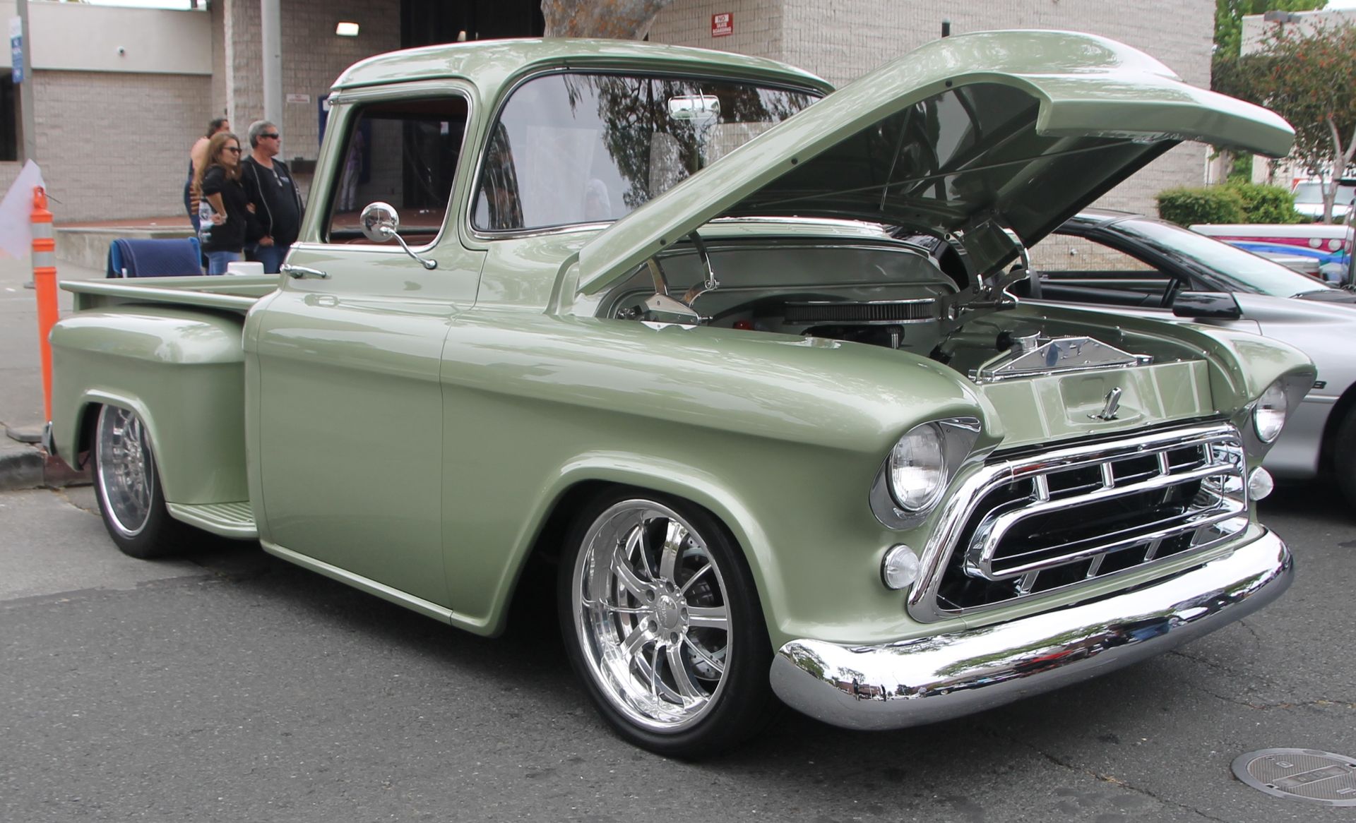 Full View