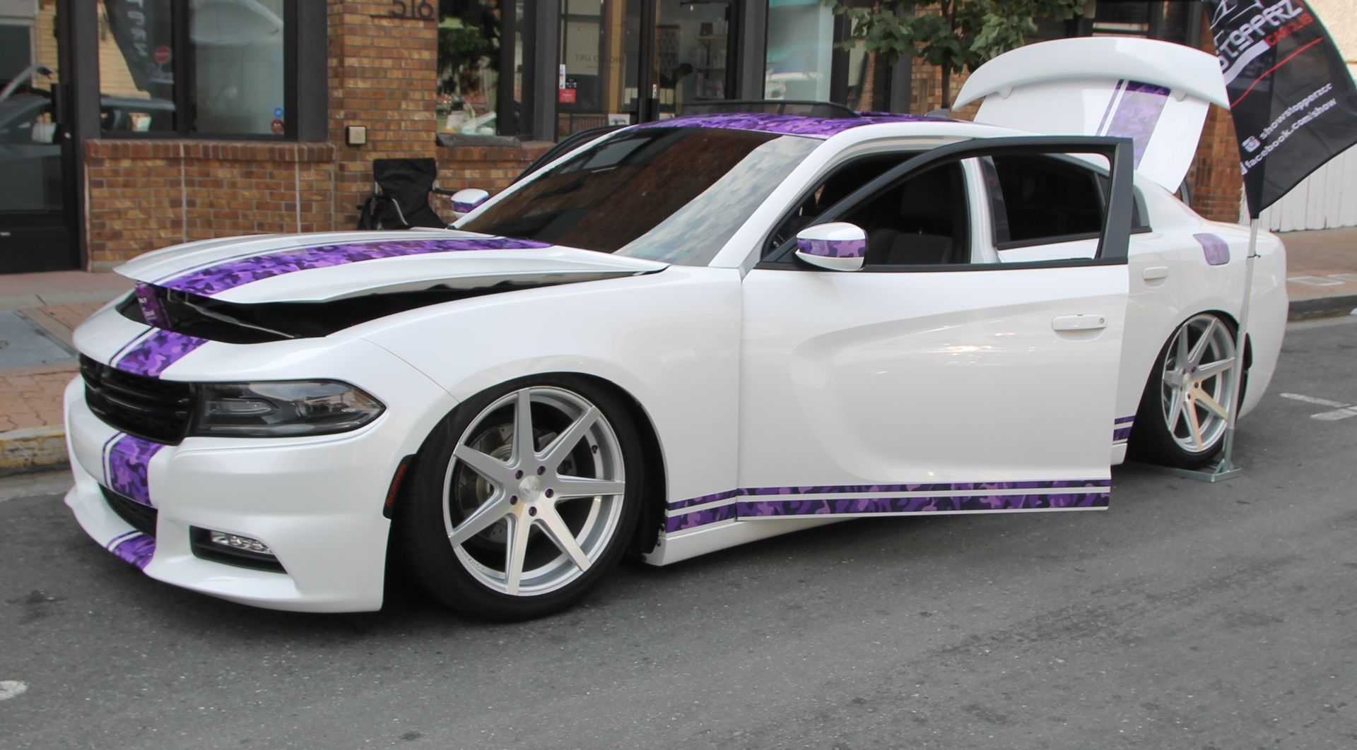 Full View