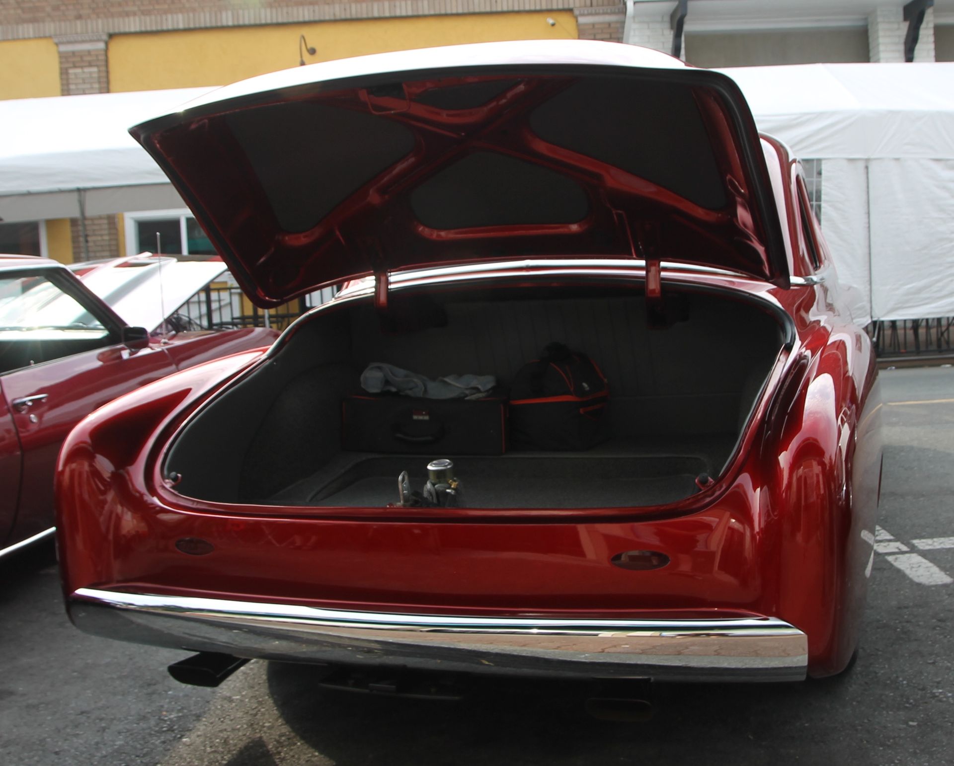 Full View