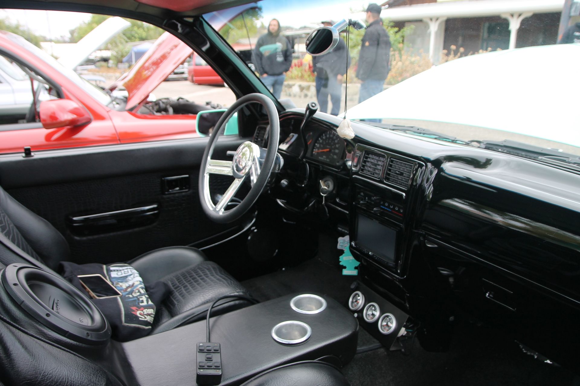 Full View