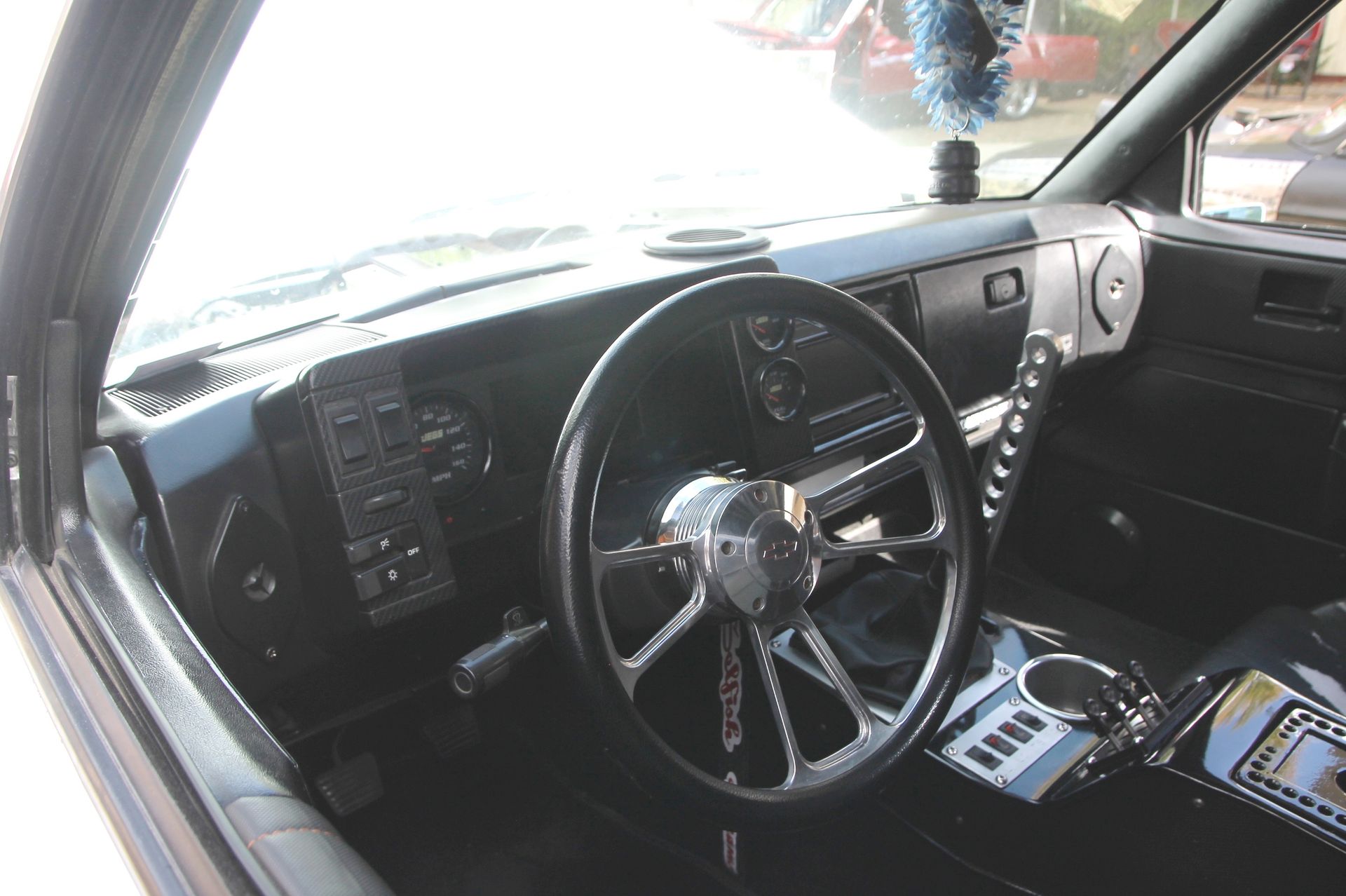 Full View