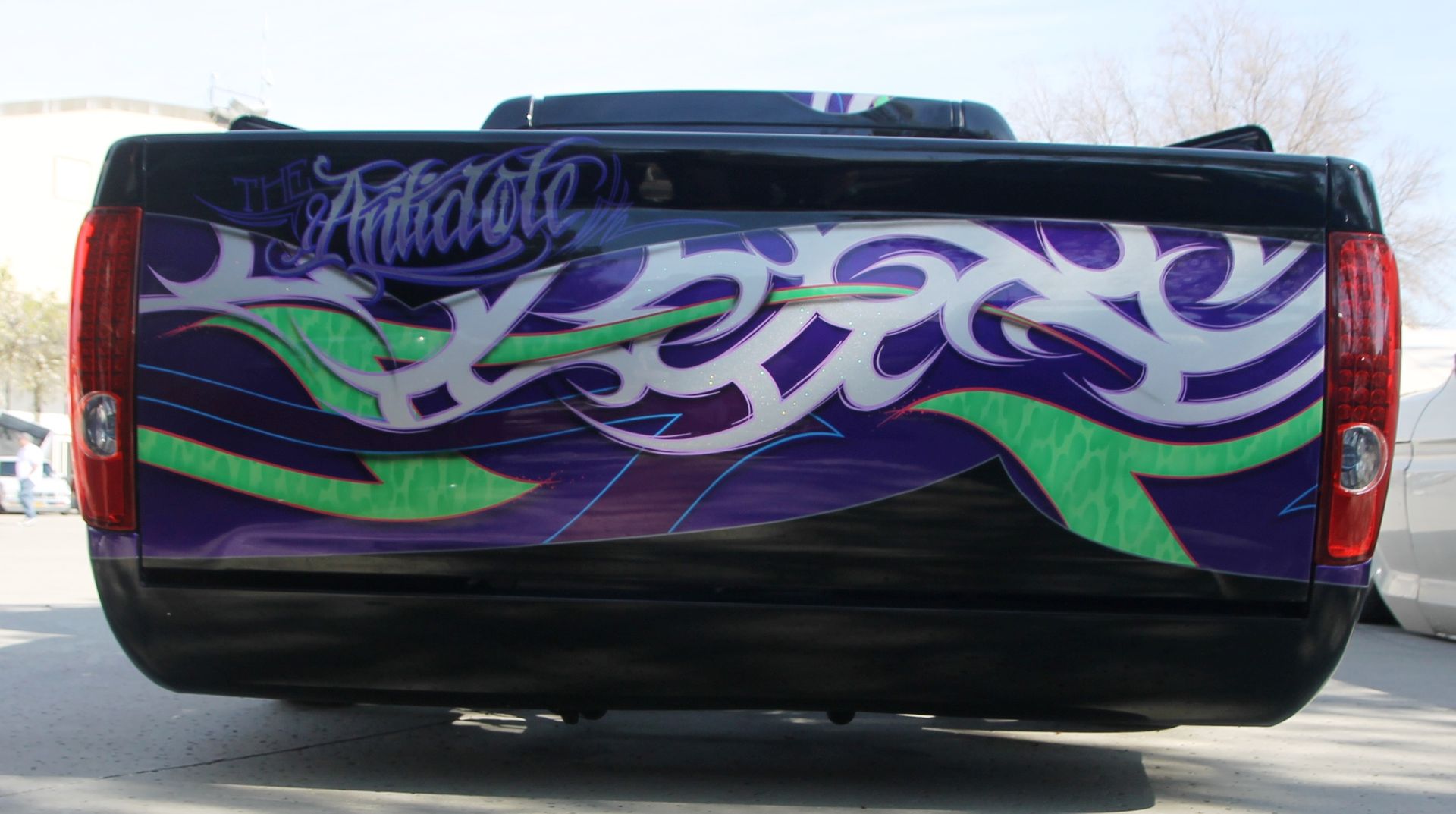 Full View