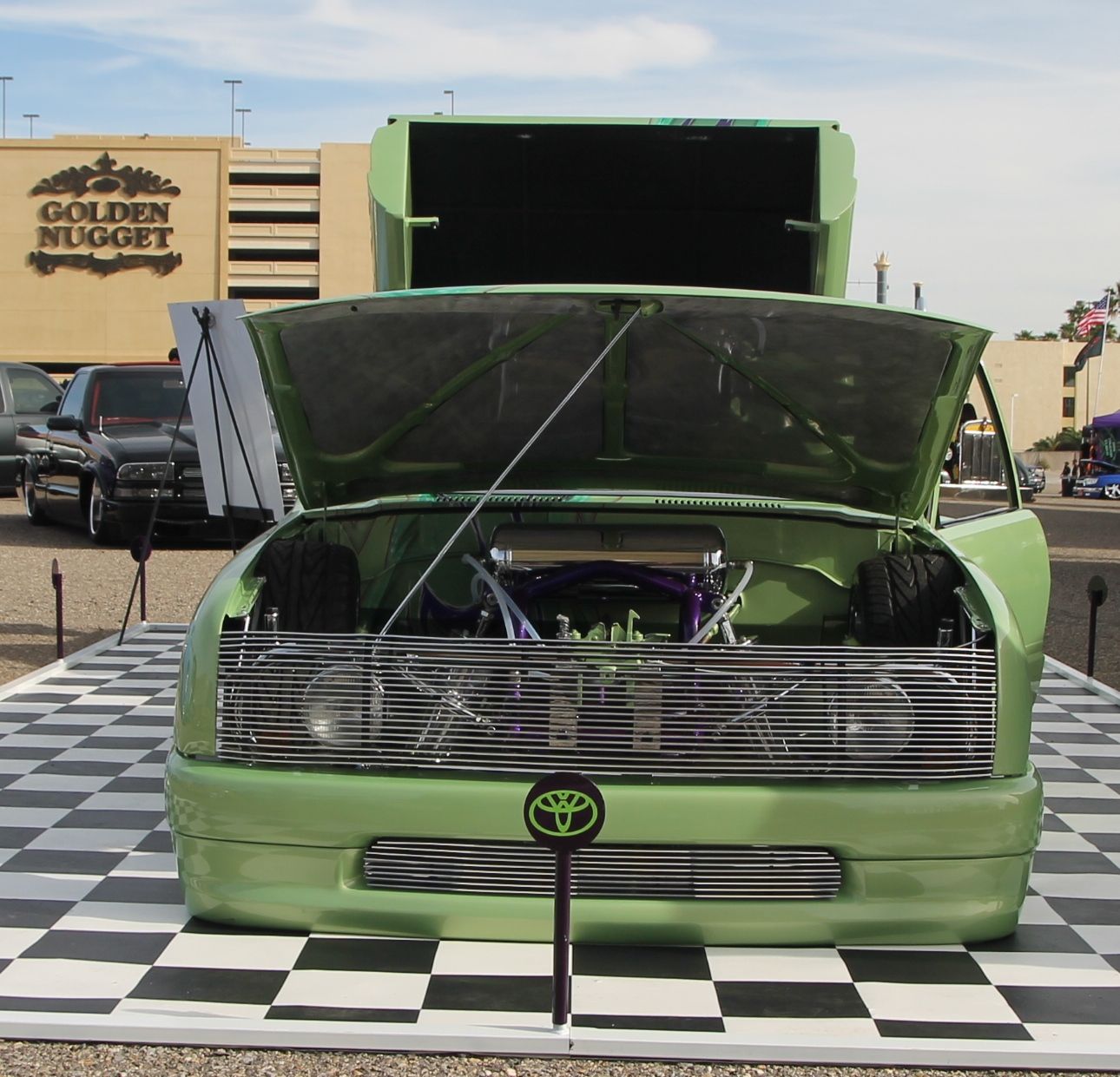 Full View