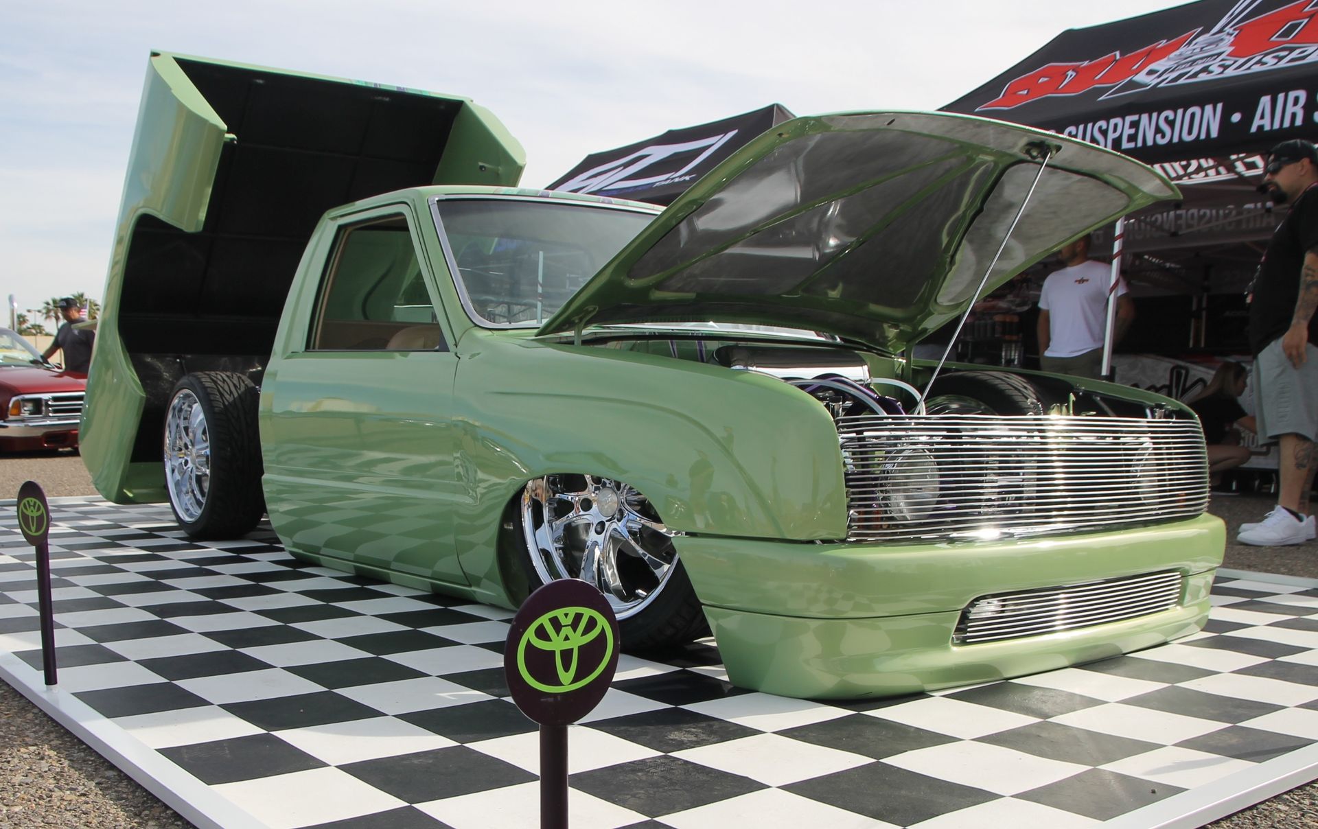 Full View
