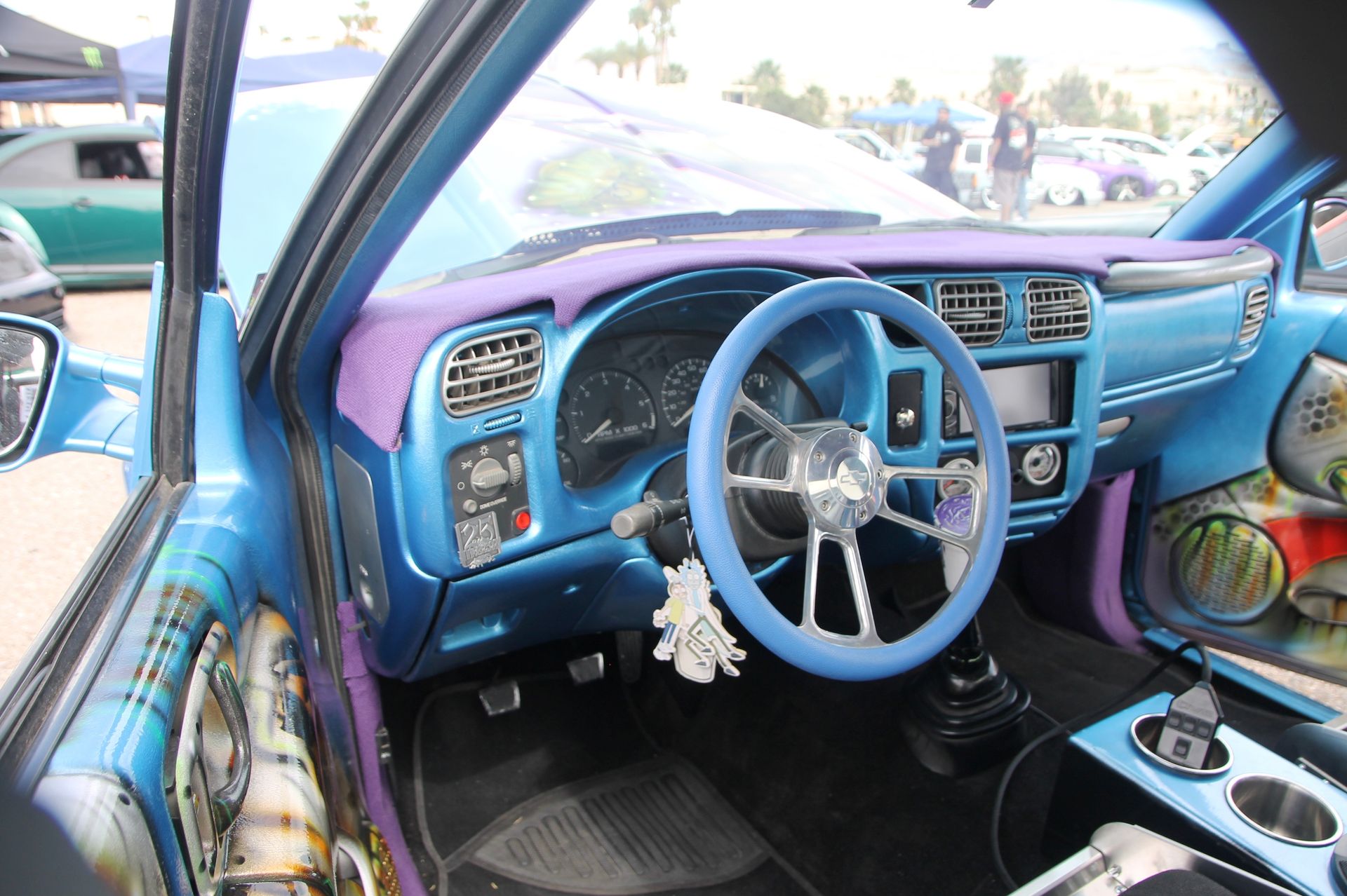 Full View
