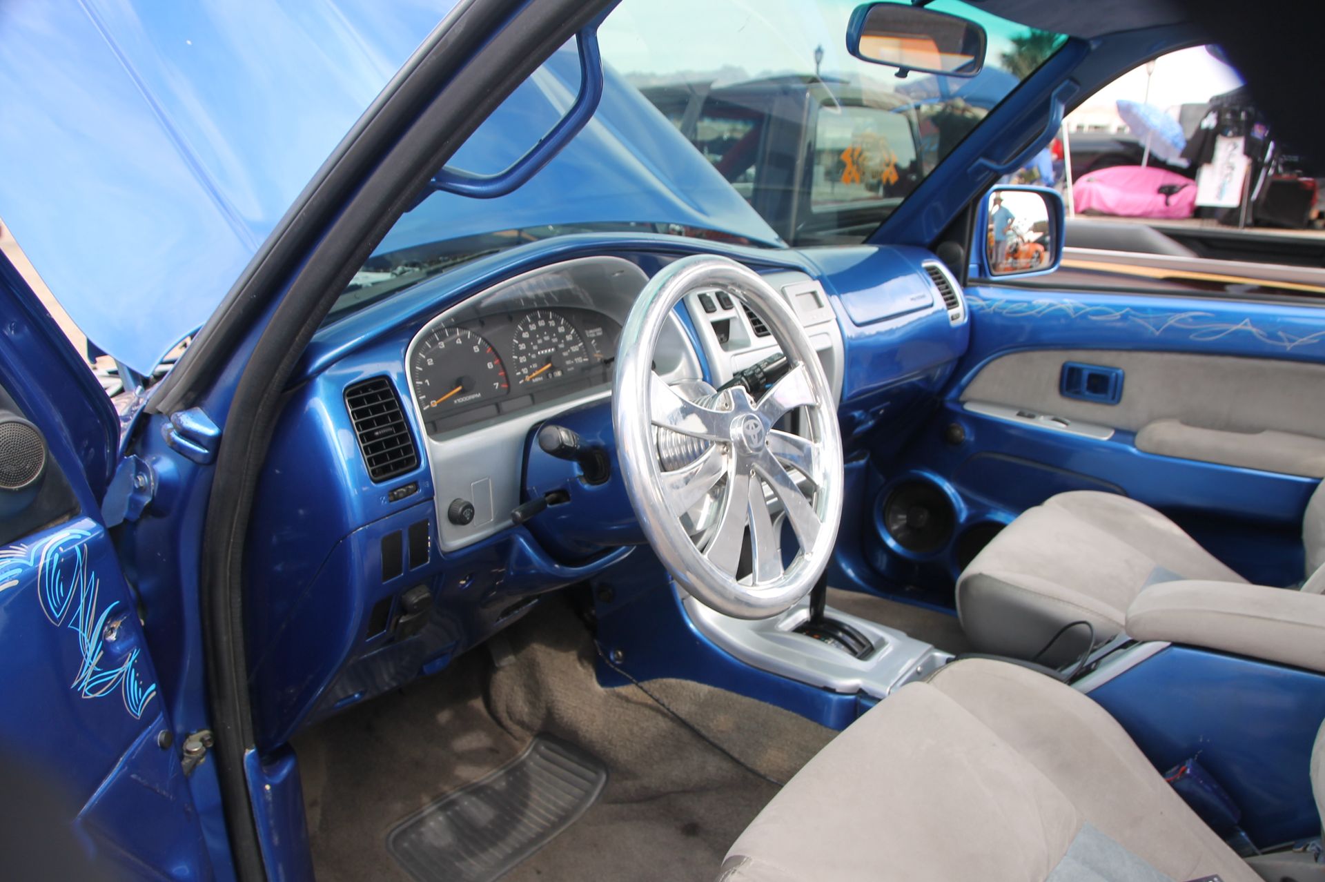 Full View