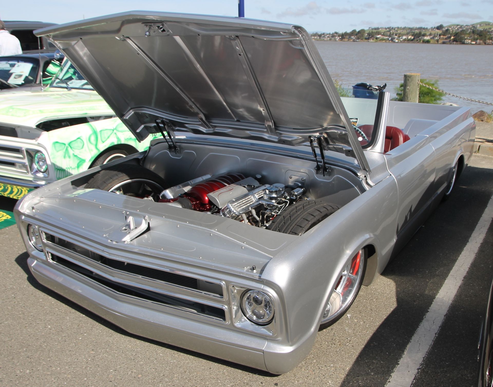 Full View