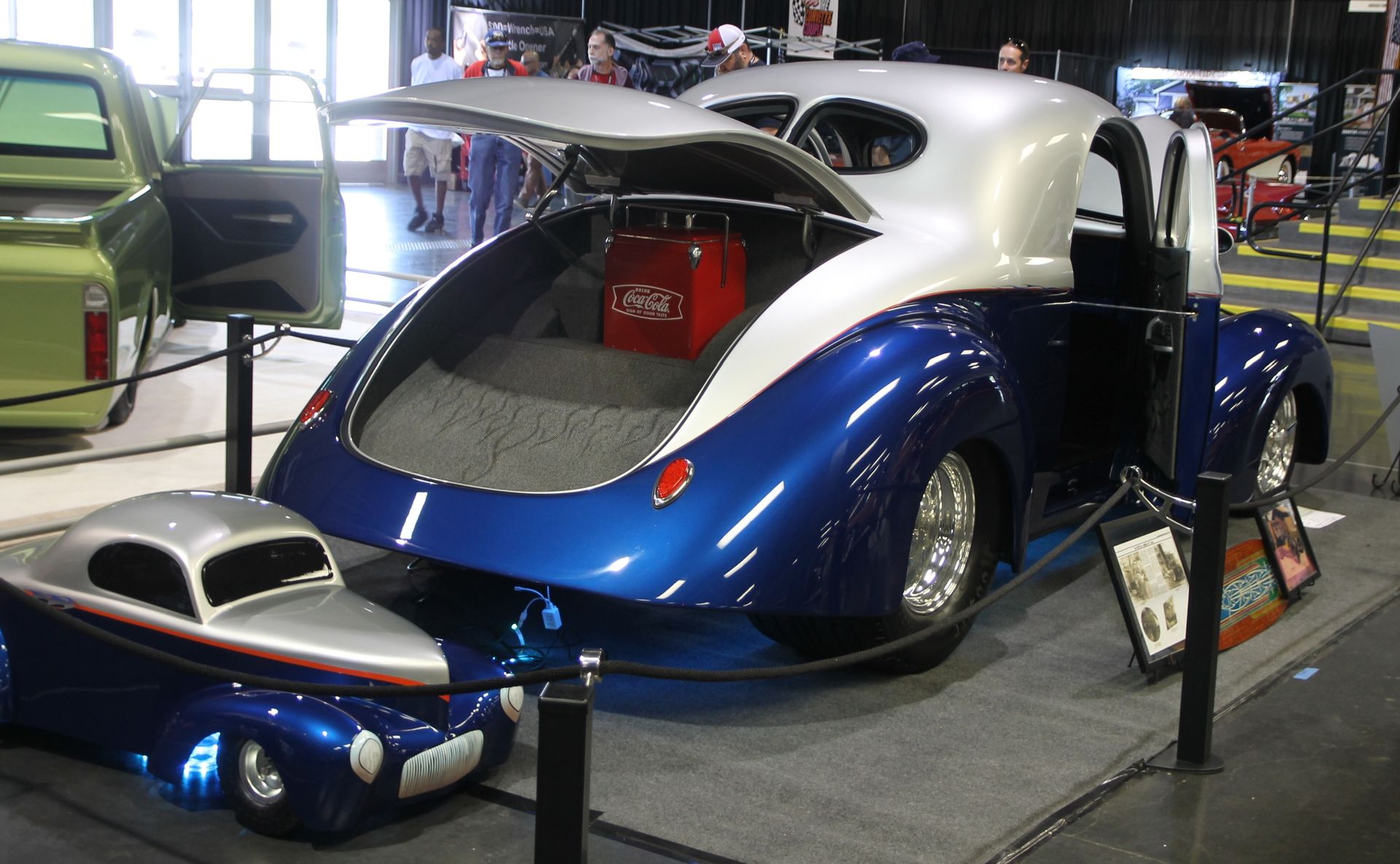Full View