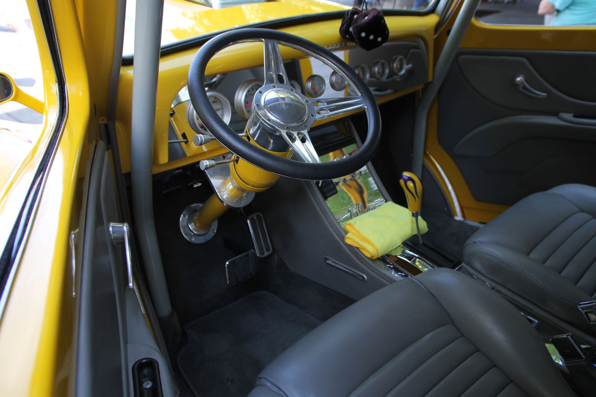 Full View