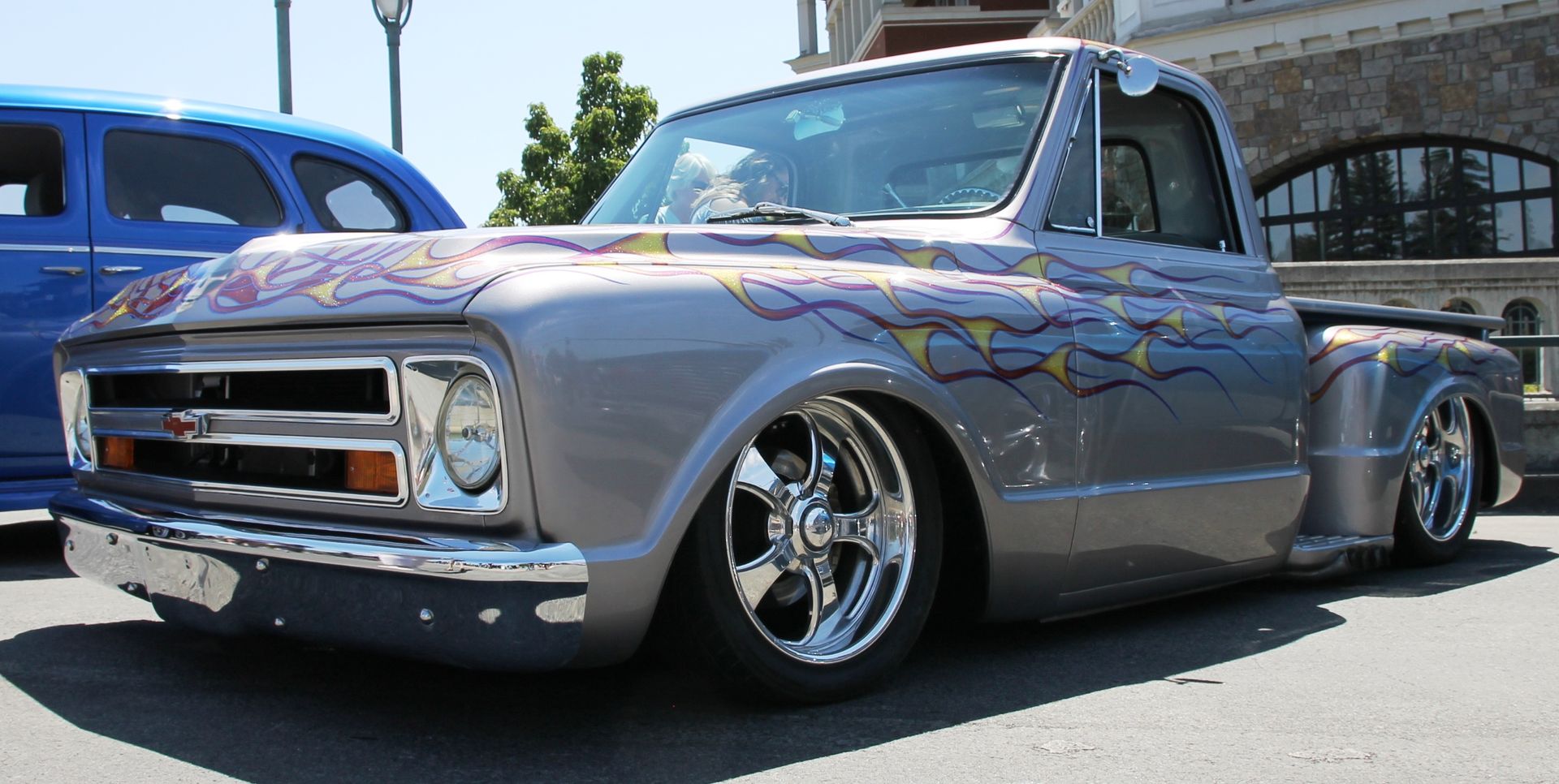 Full View