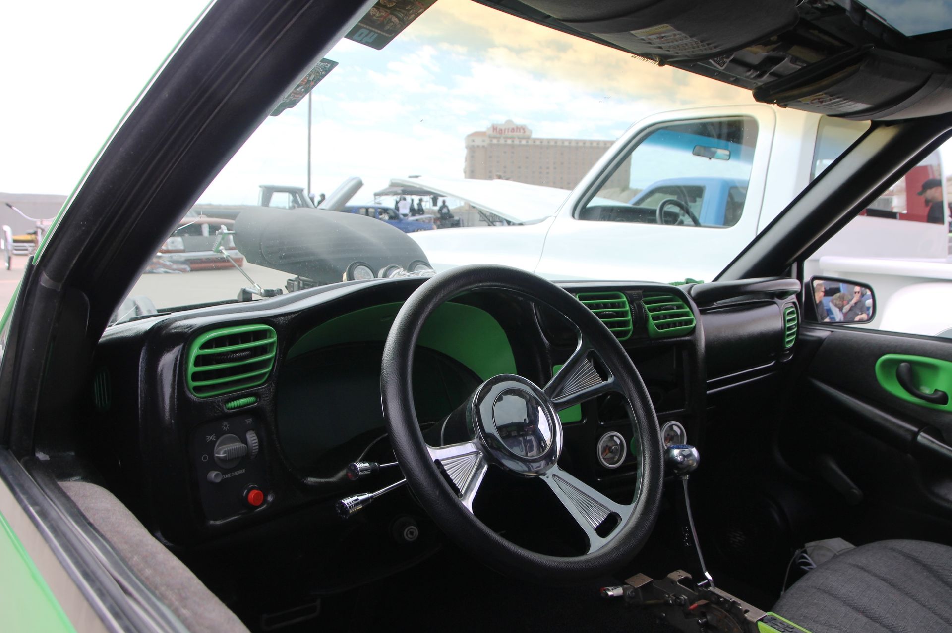 Full View