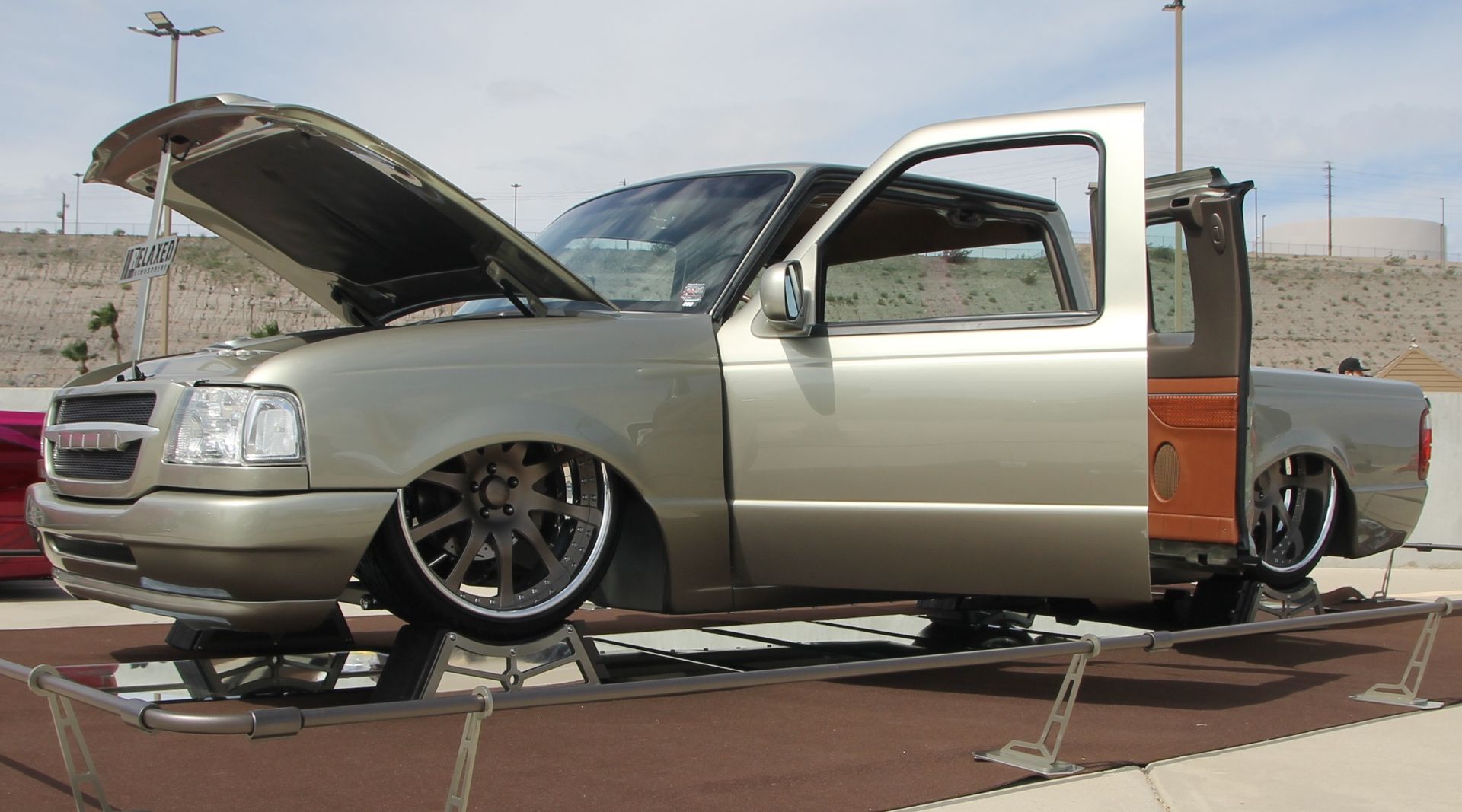 Full View