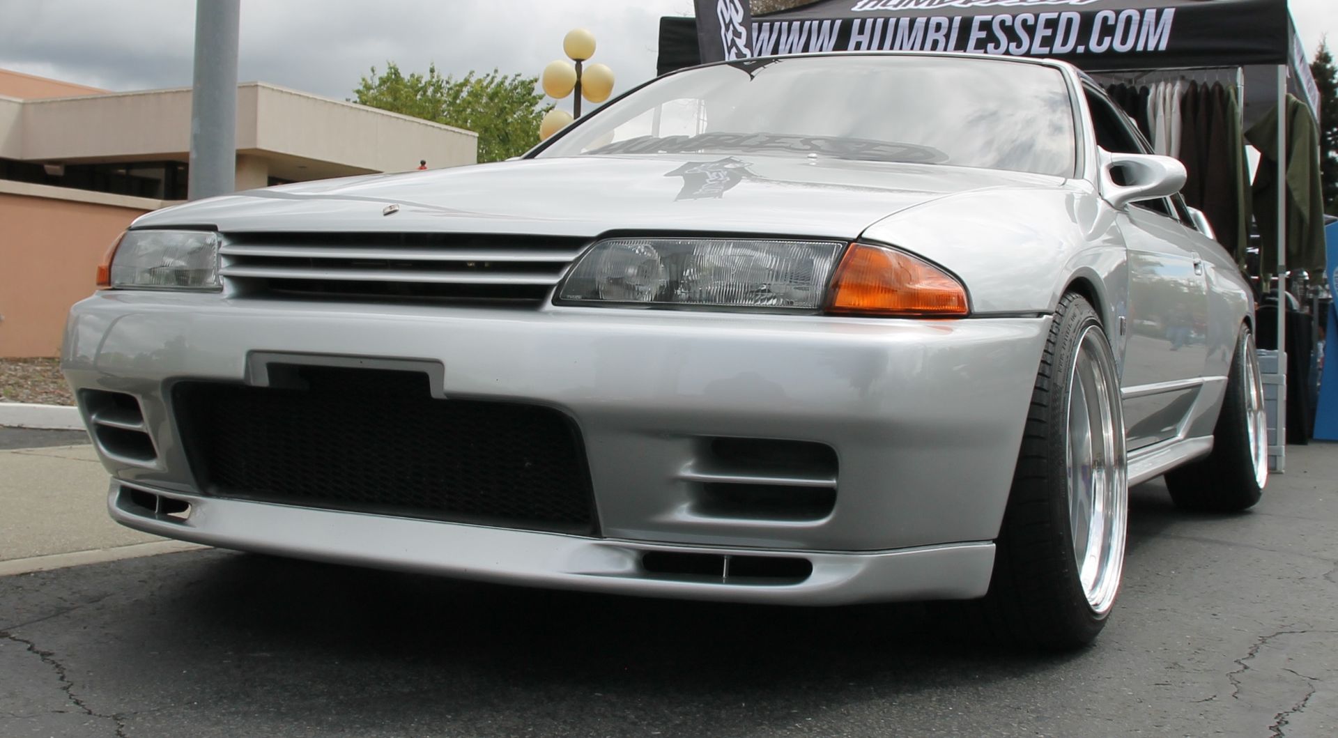 Full View