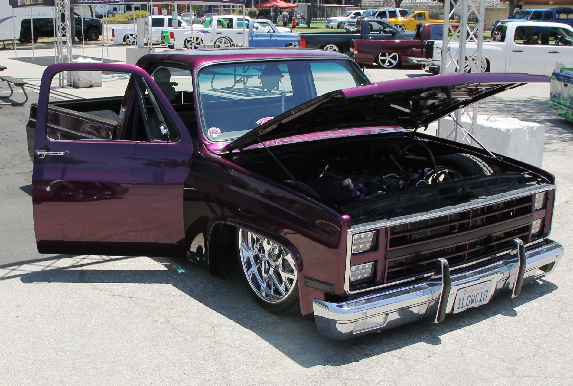 Full View